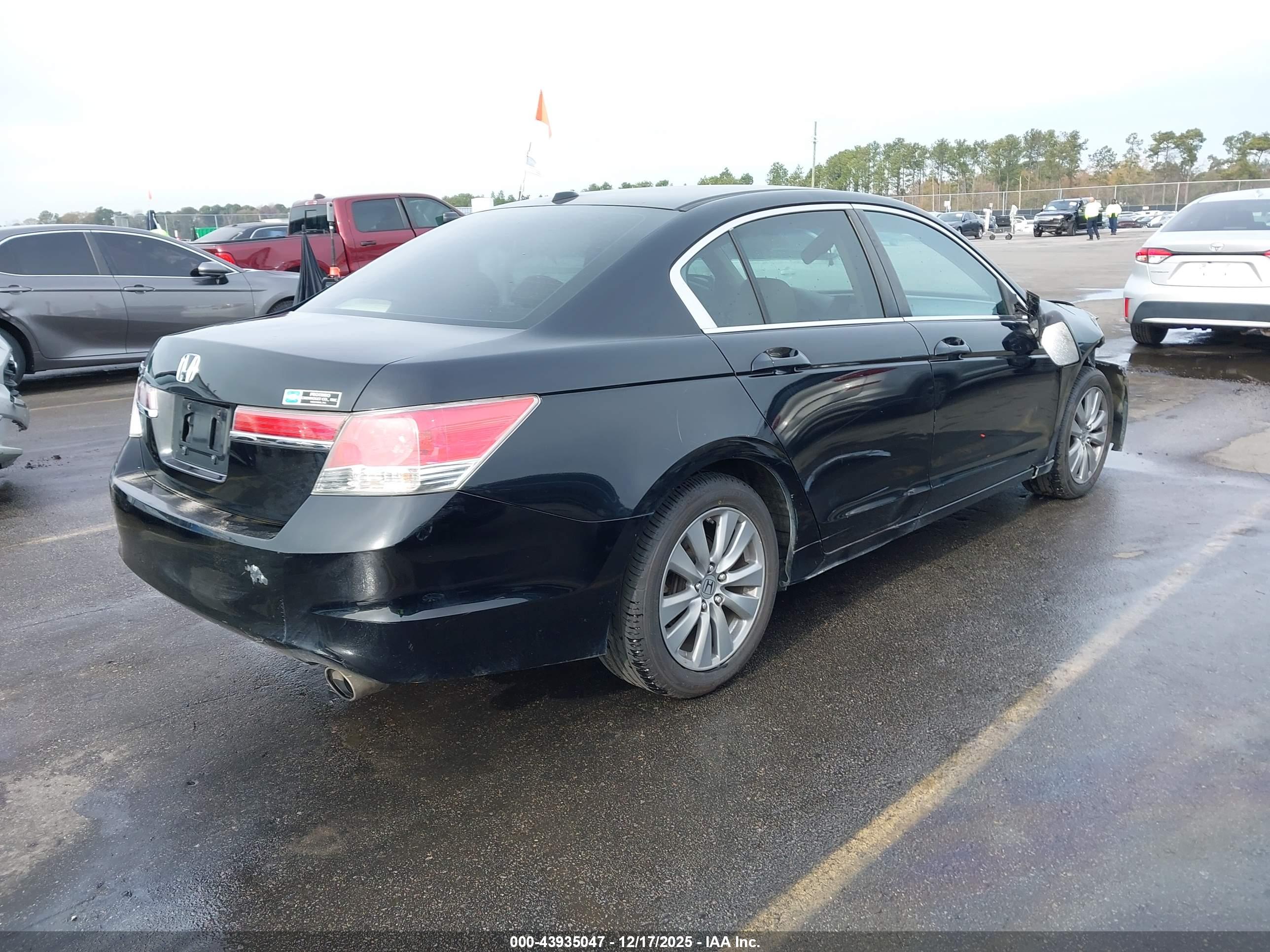 HONDA ACCORD image 4