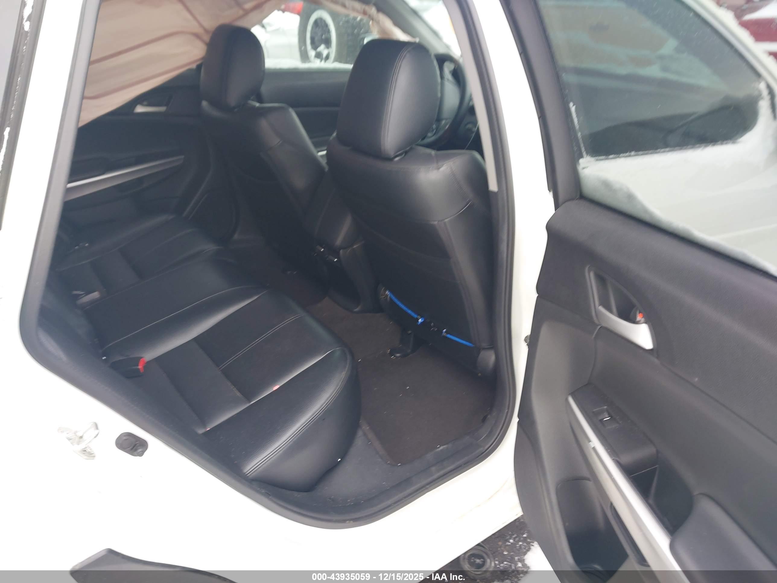 HONDA CROSSTOUR image 8