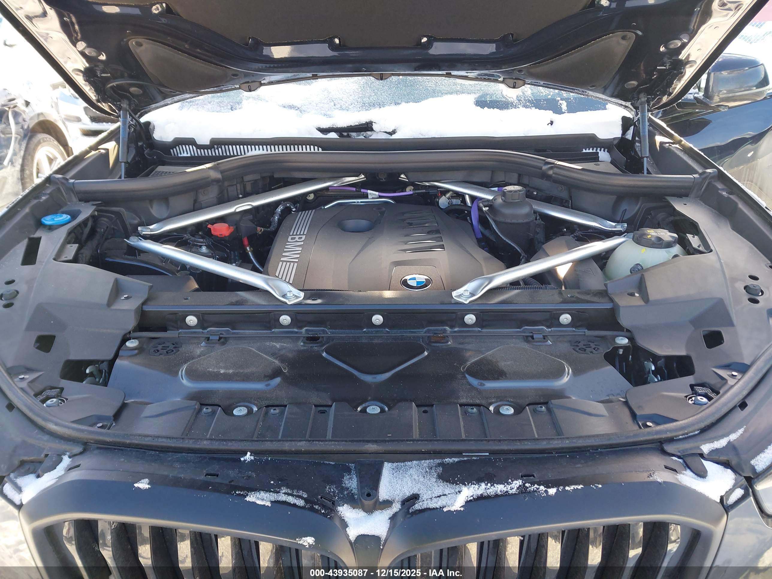 BMW X5 image 10