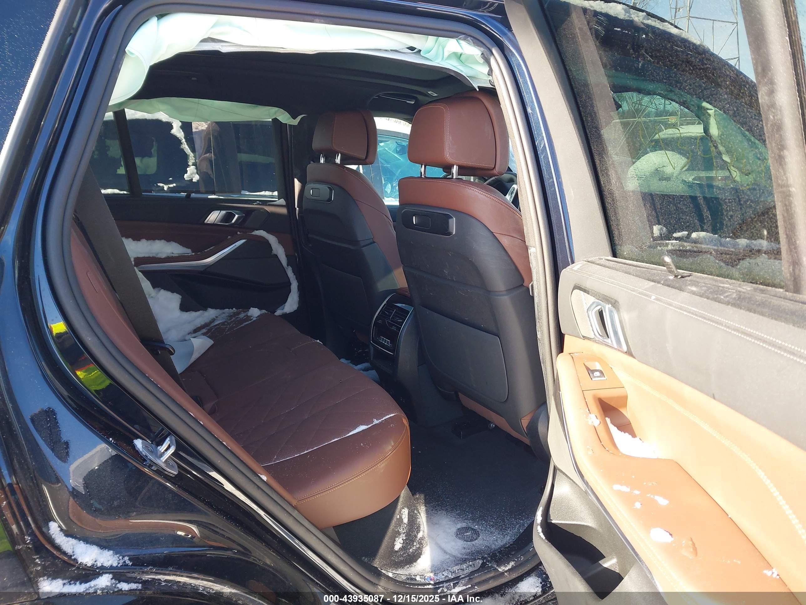 BMW X5 image 8