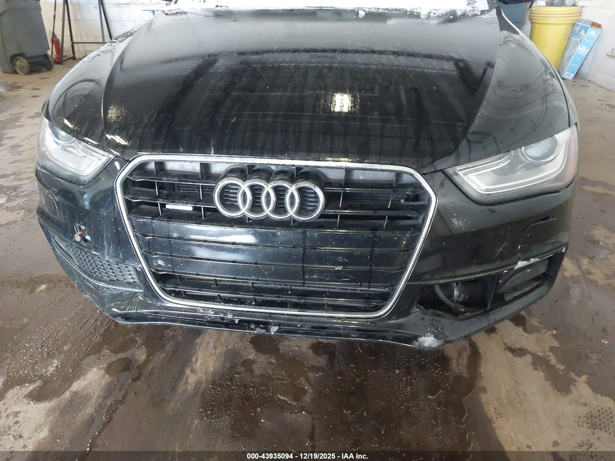 AUDI A4 image 6