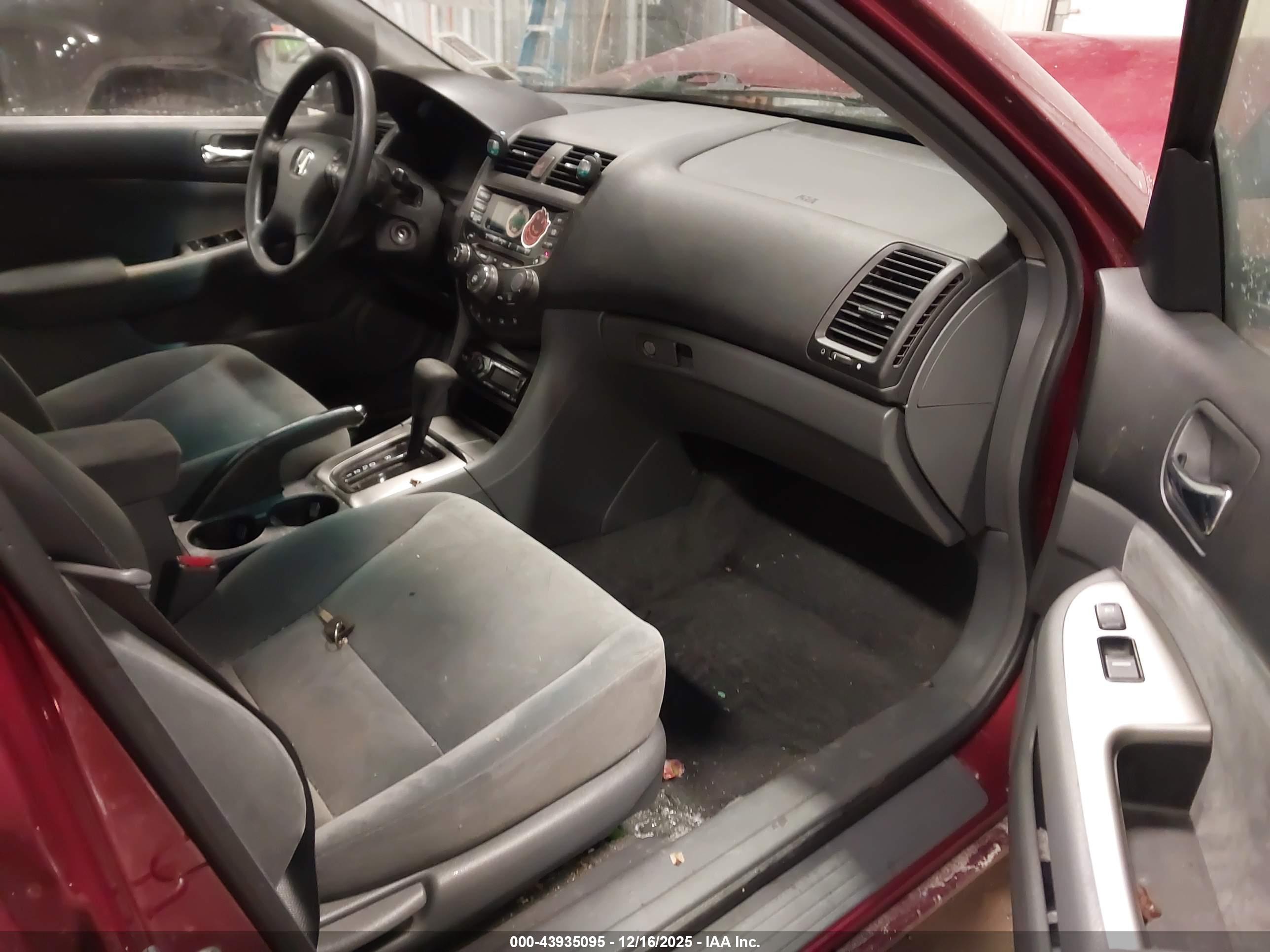 HONDA ACCORD image 5