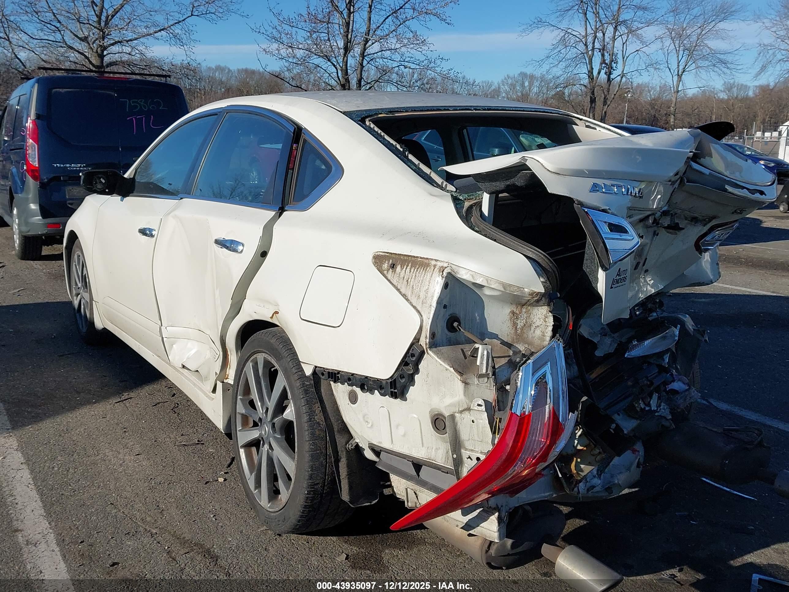 NISSAN ALTIMA image 3