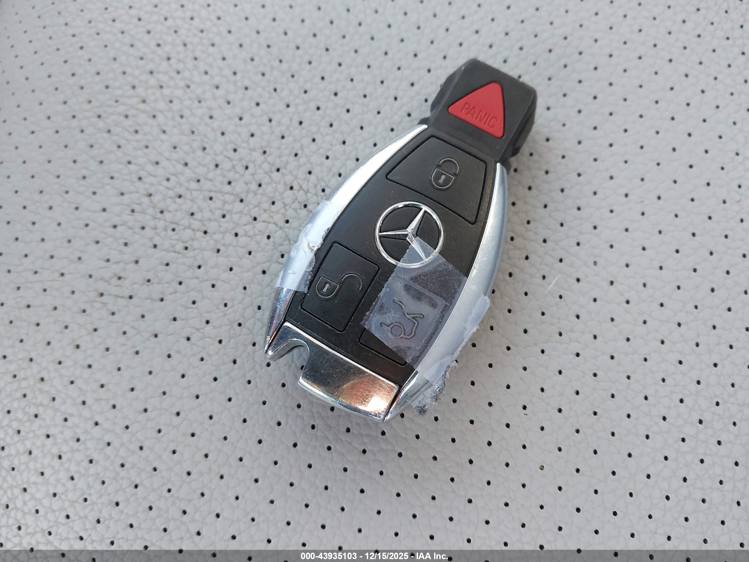 MERCEDES-BENZ C image 11