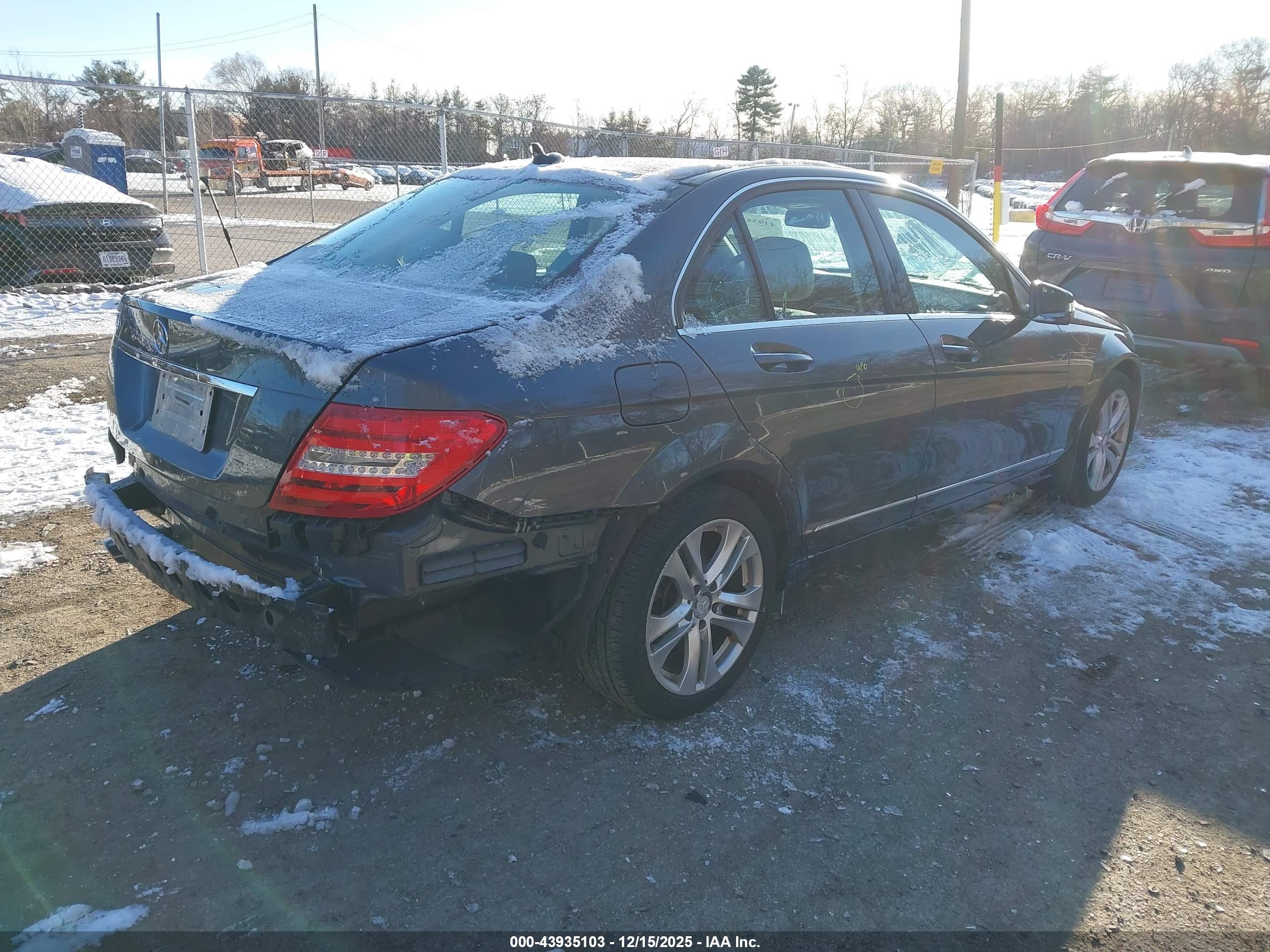 MERCEDES-BENZ C image 4