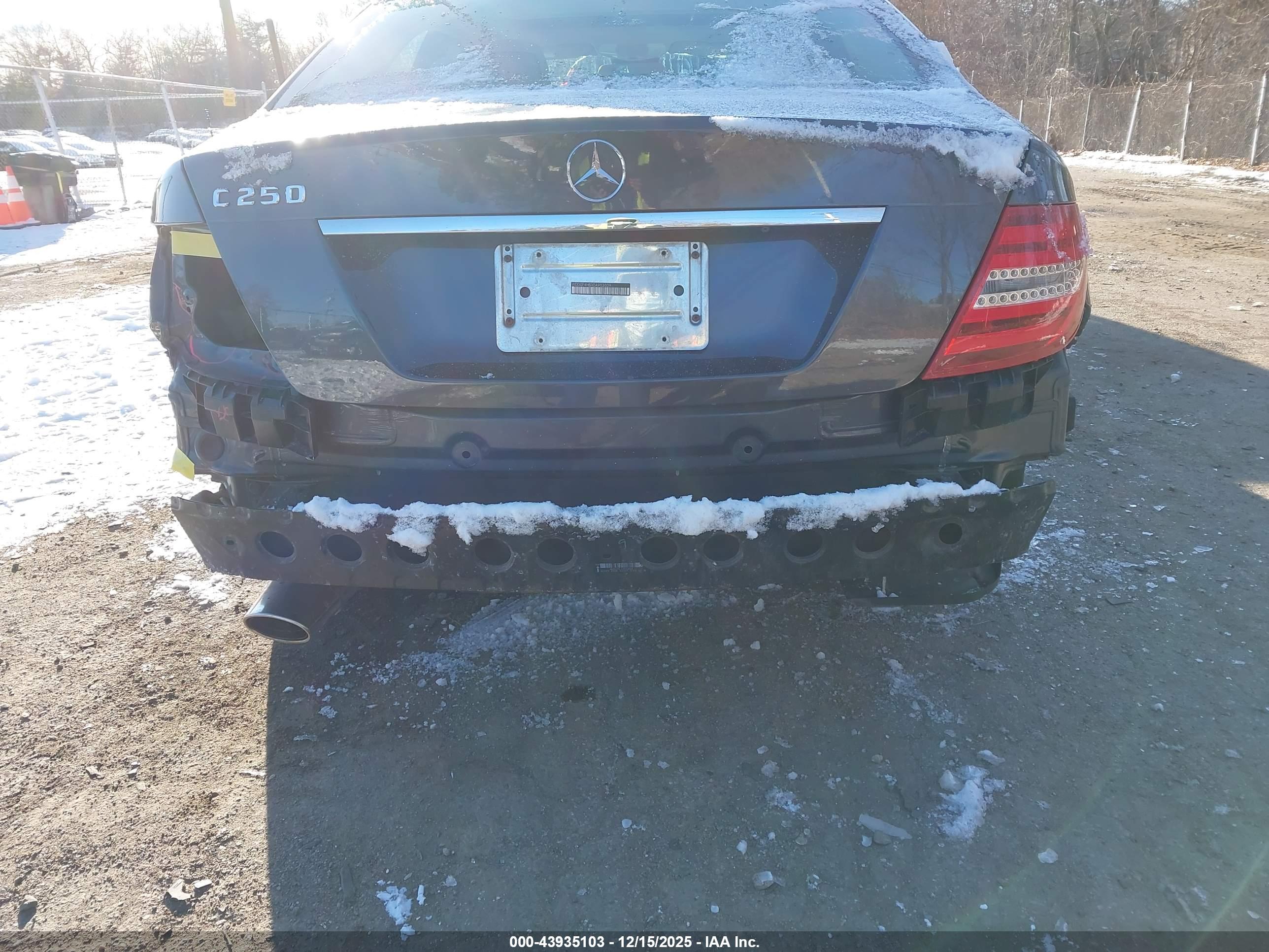 MERCEDES-BENZ C image 6