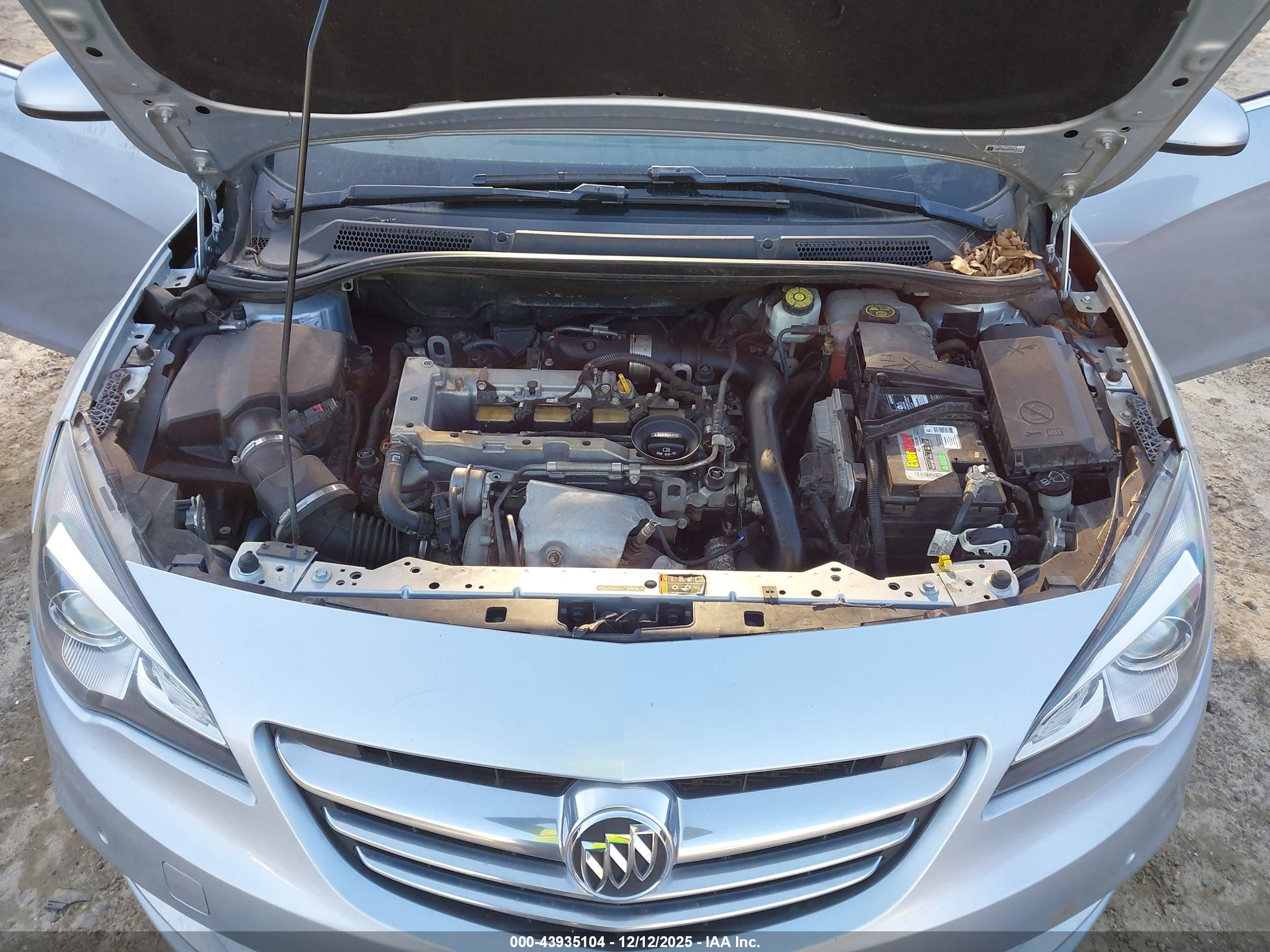 BUICK CASCADA image 10
