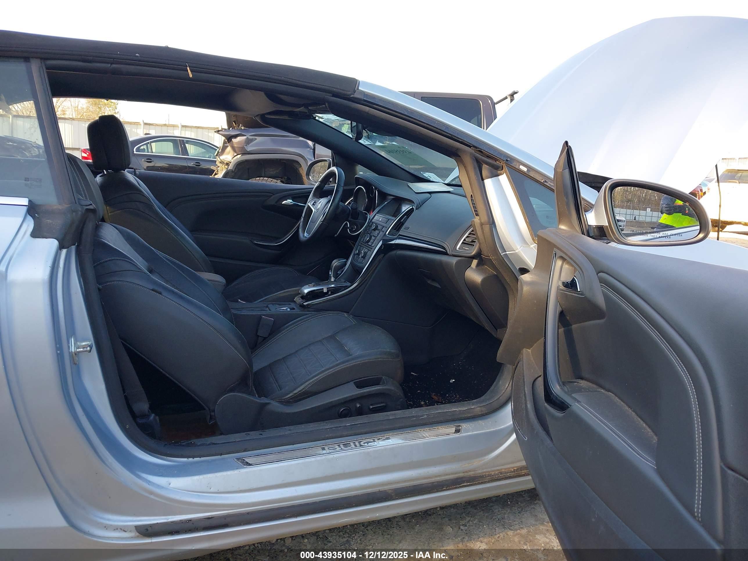 BUICK CASCADA image 5