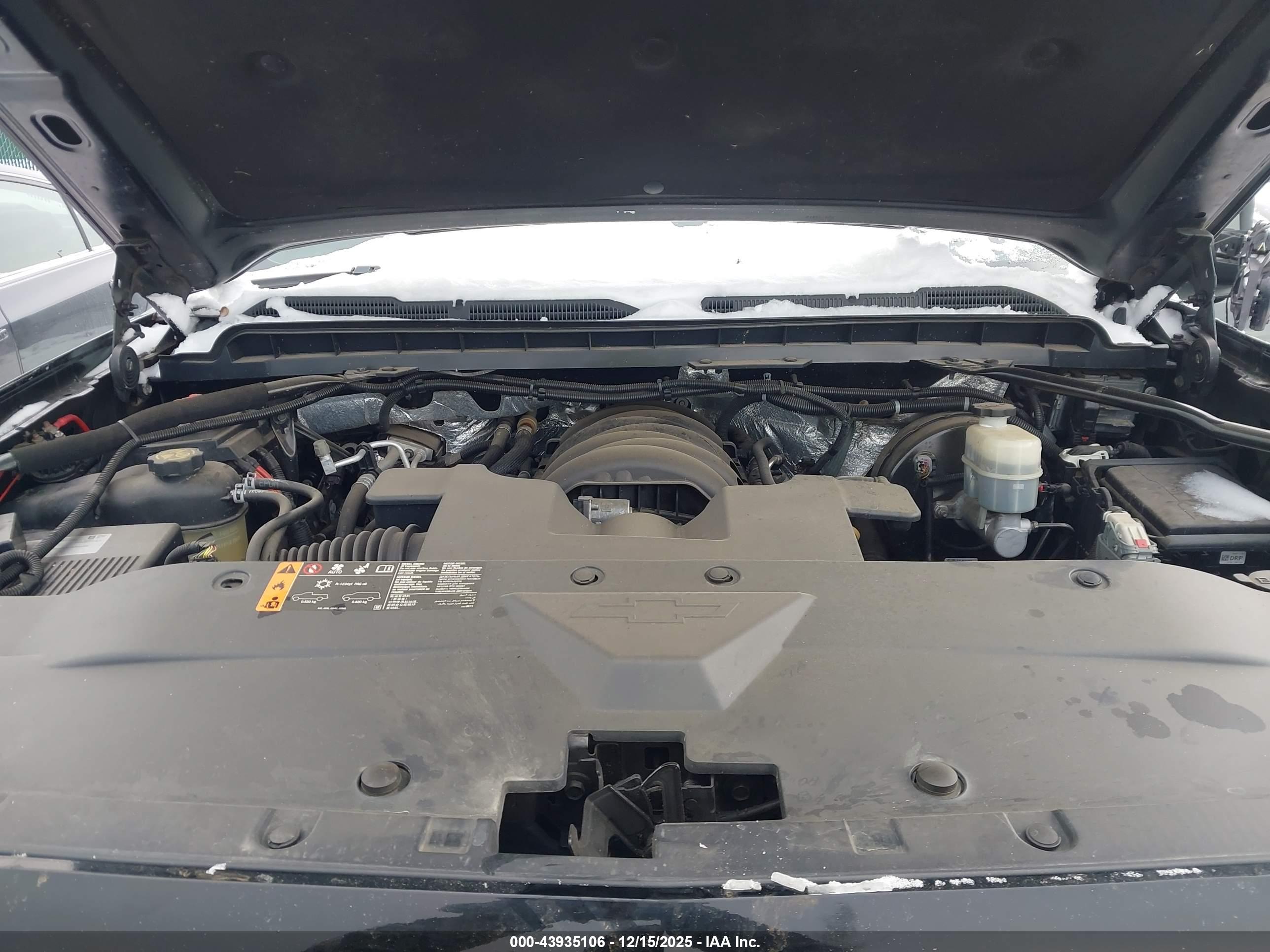 CHEVROLET SILVERADO image 10