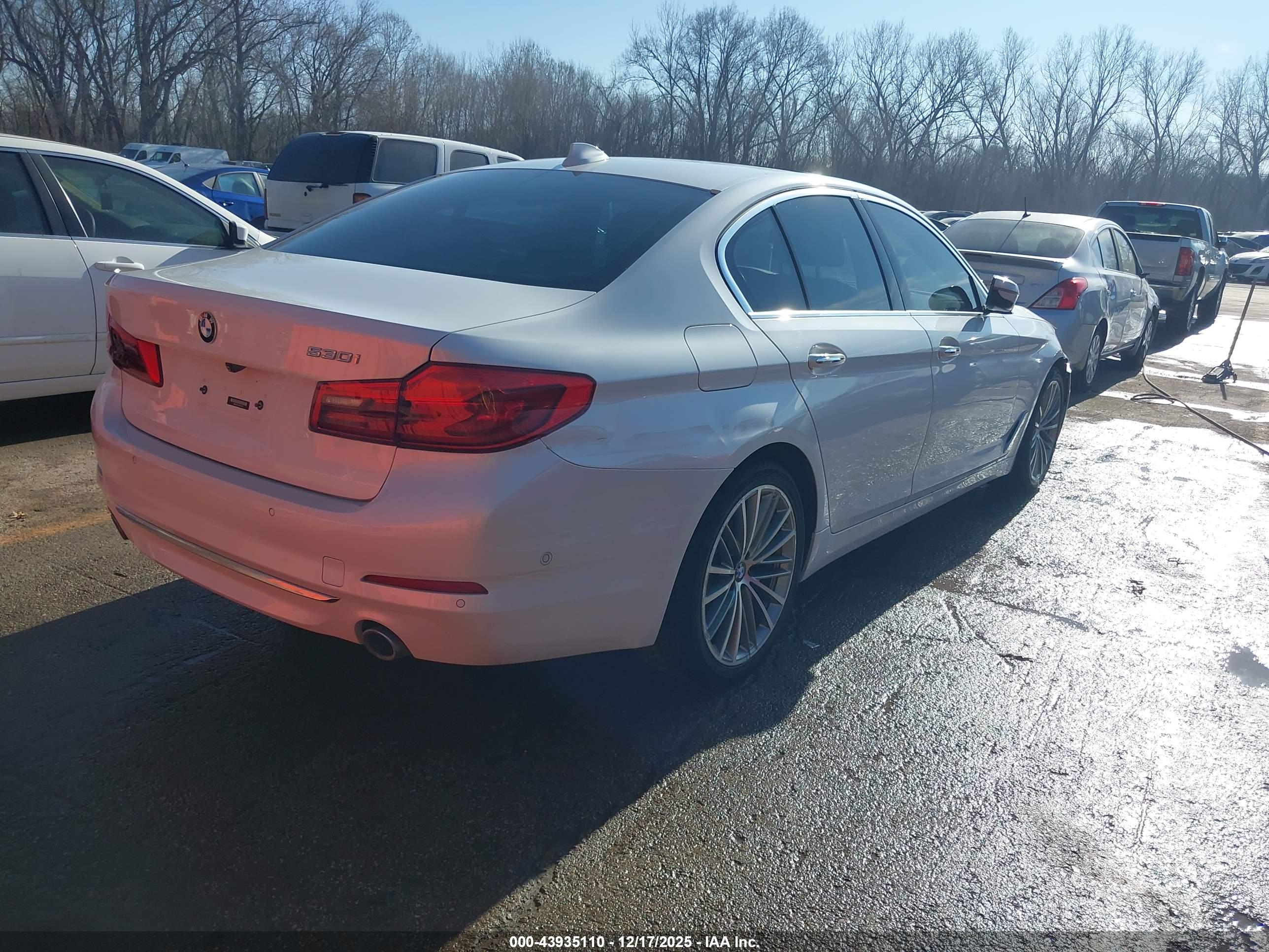 BMW 530I image 4