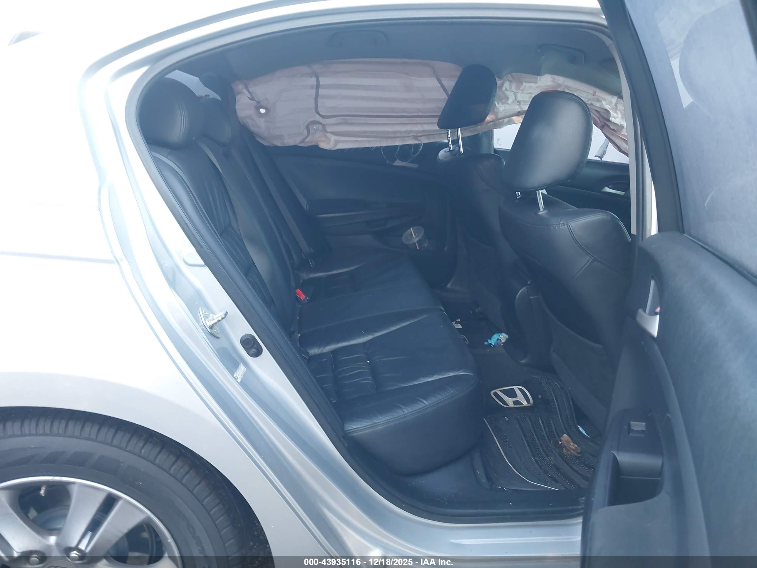 HONDA ACCORD image 8
