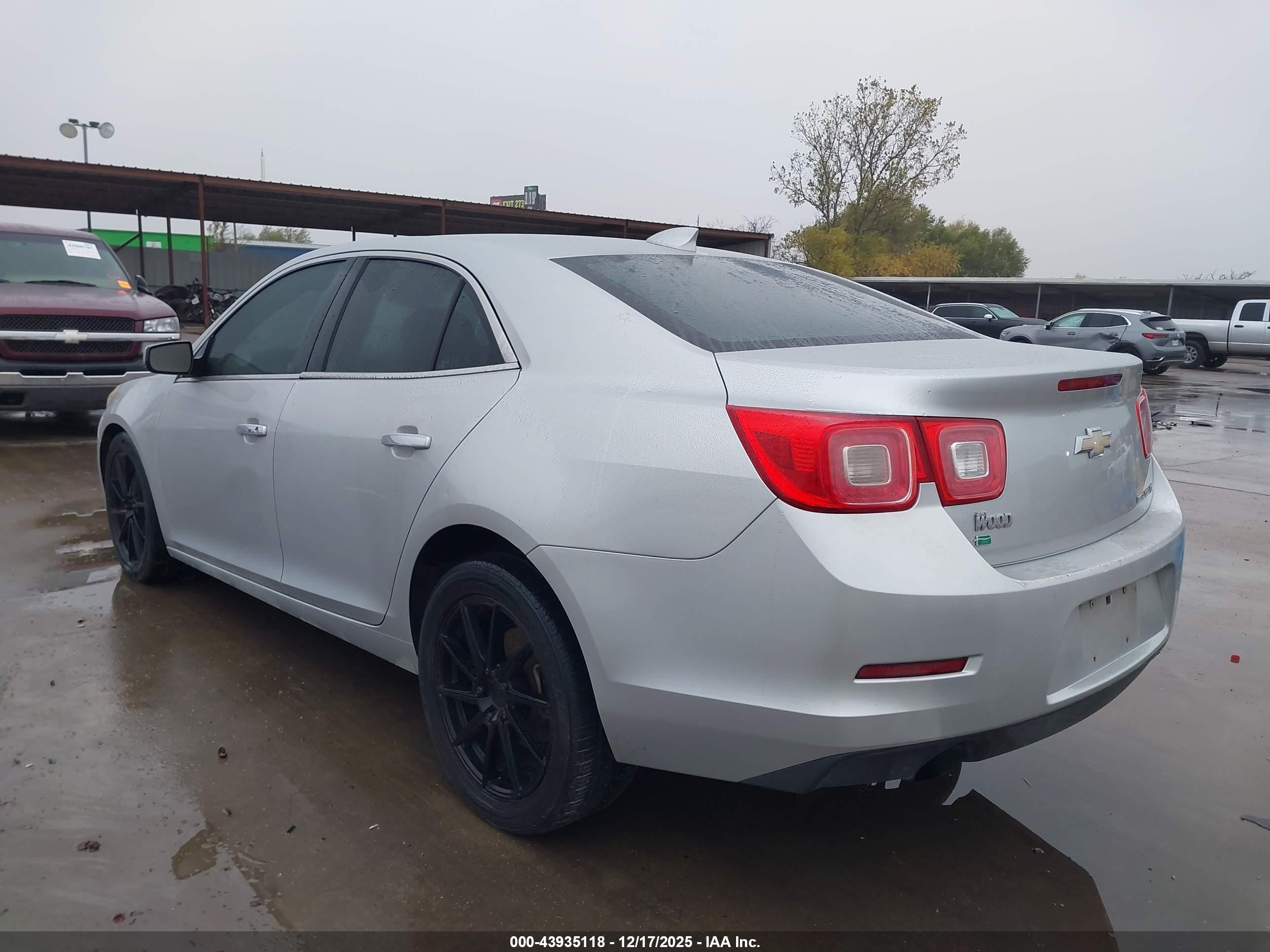 CHEVROLET MALIBU image 3