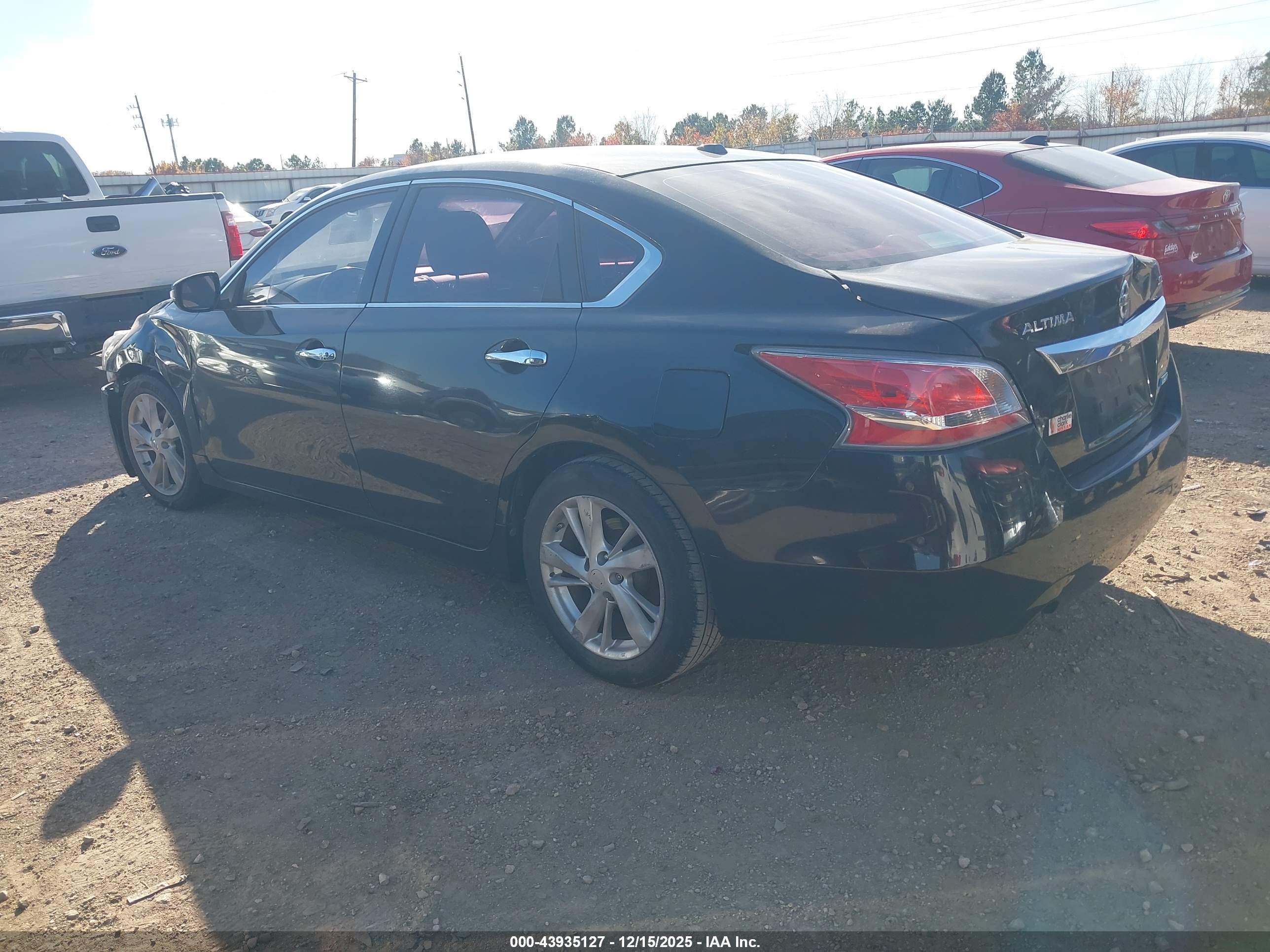 NISSAN ALTIMA image 3