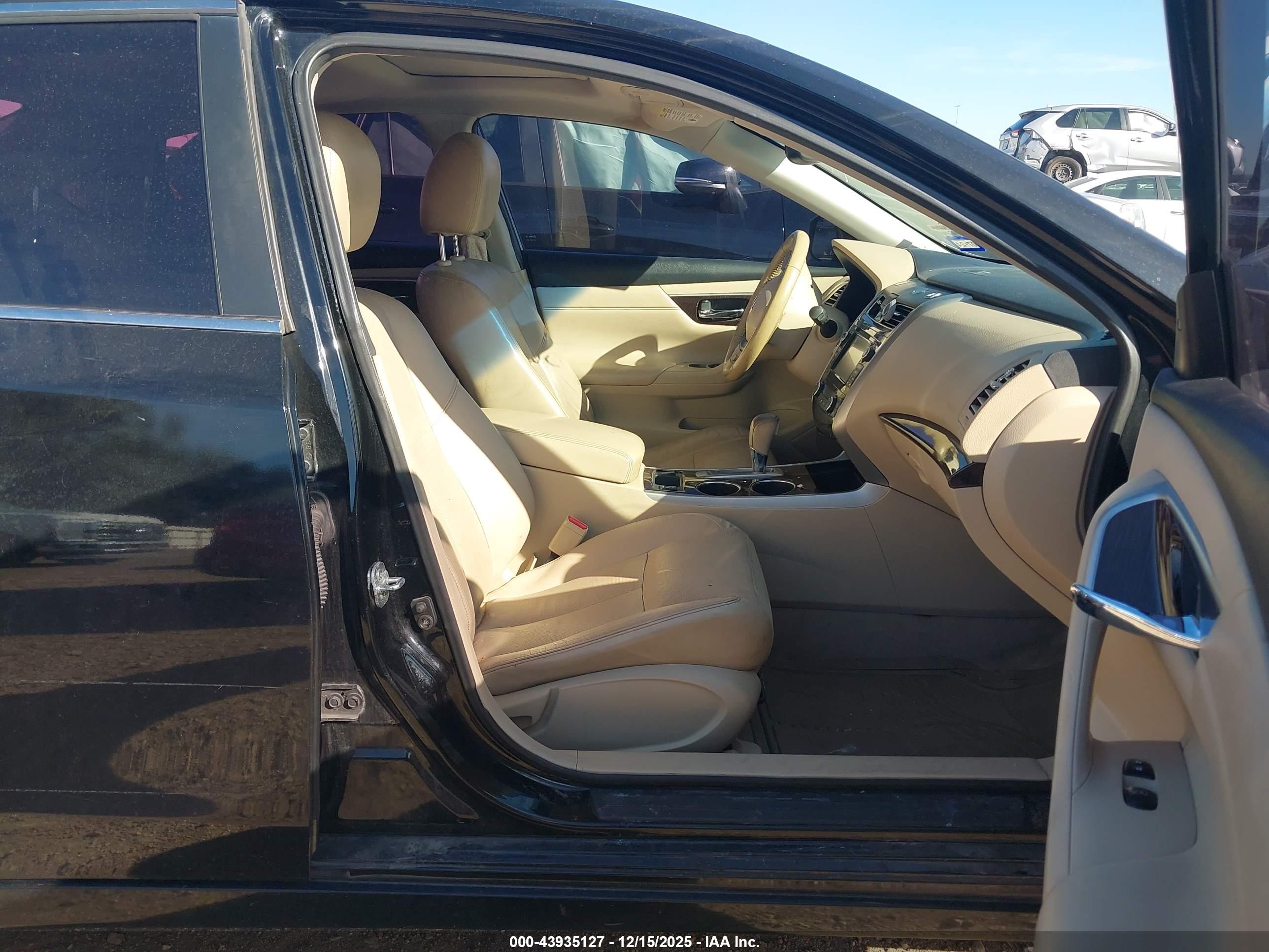 NISSAN ALTIMA image 5