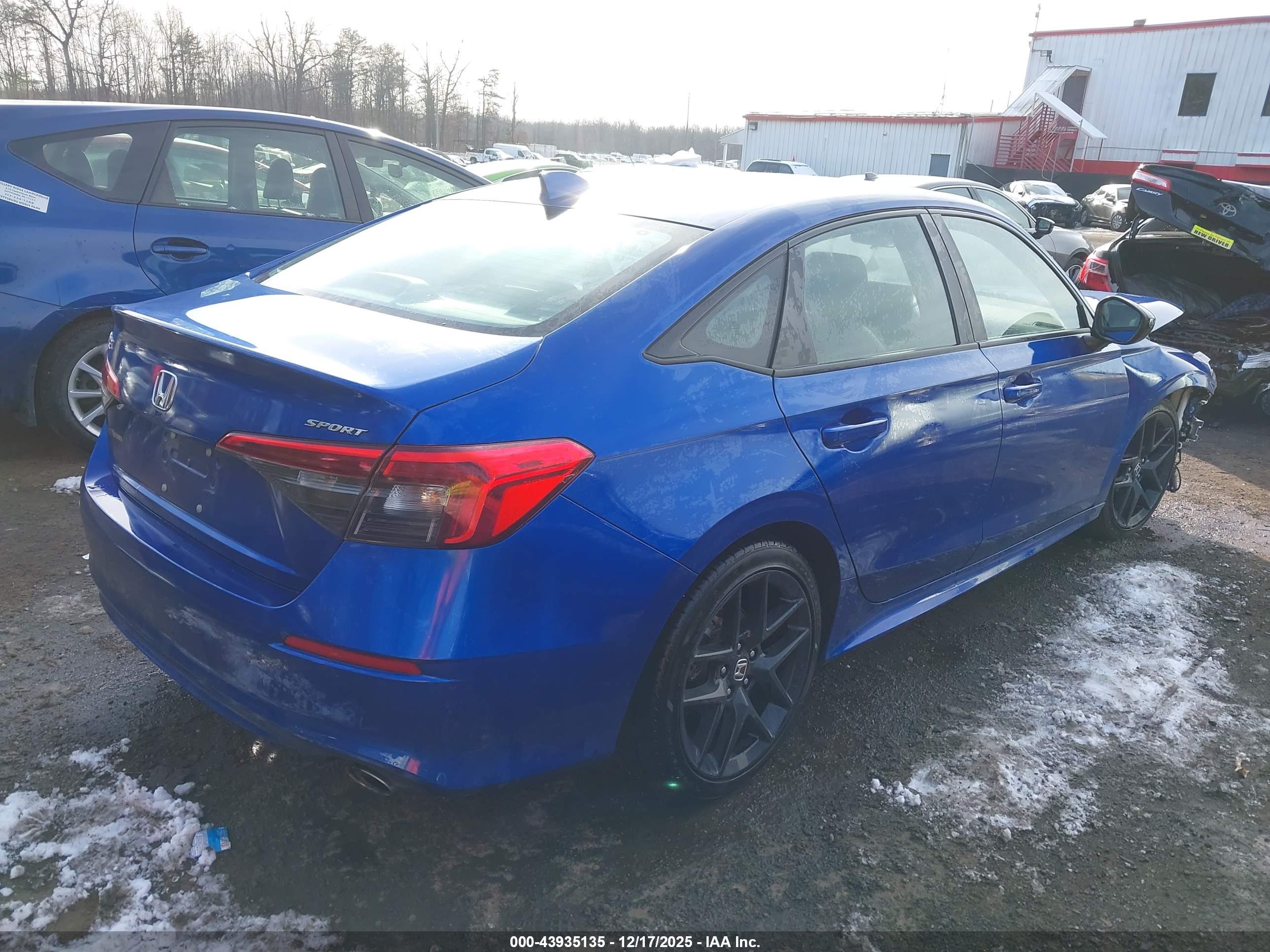HONDA CIVIC image 4