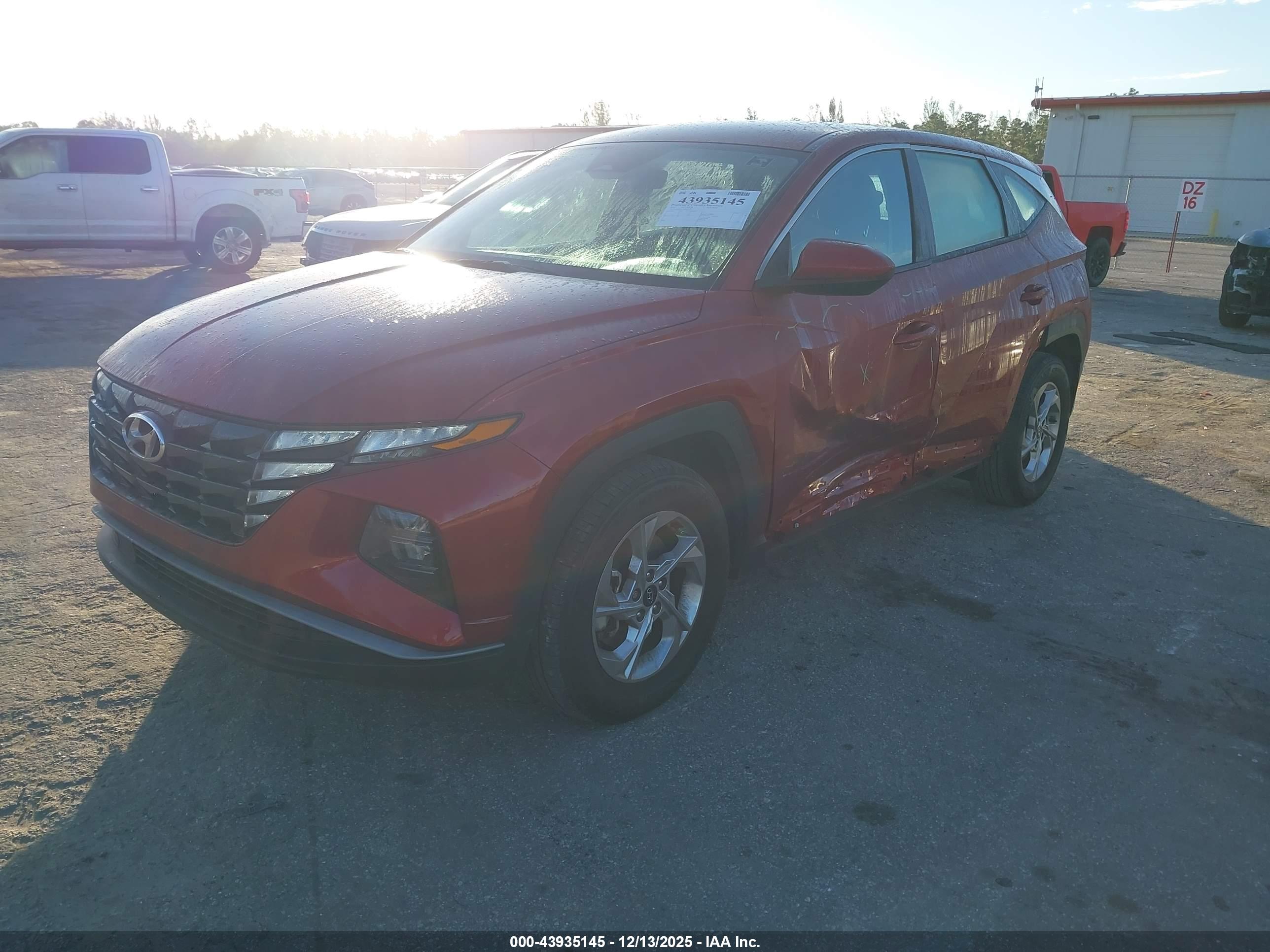 HYUNDAI TUCSON image 2