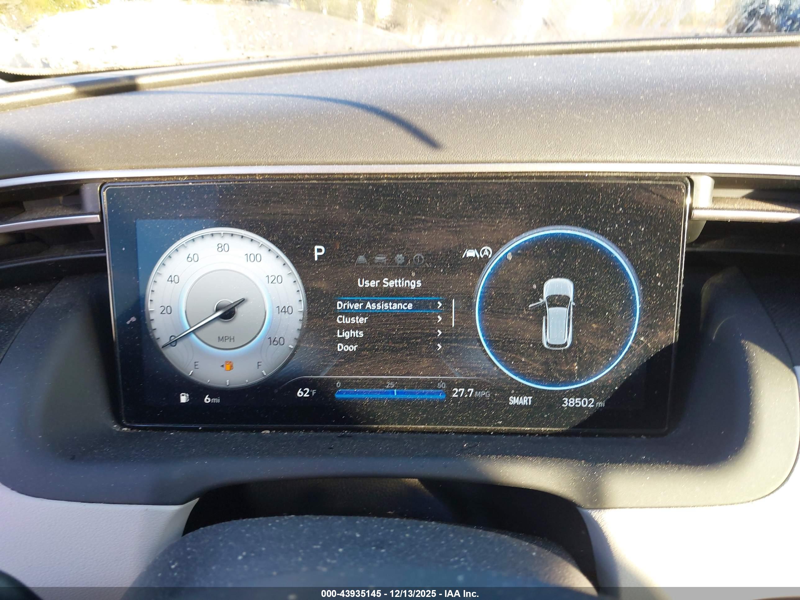 HYUNDAI TUCSON image 7