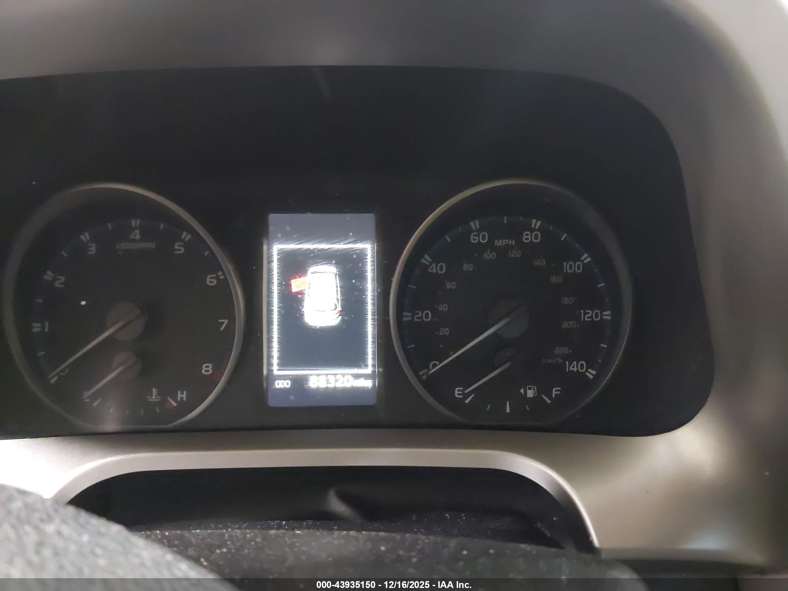 TOYOTA RAV4 image 7