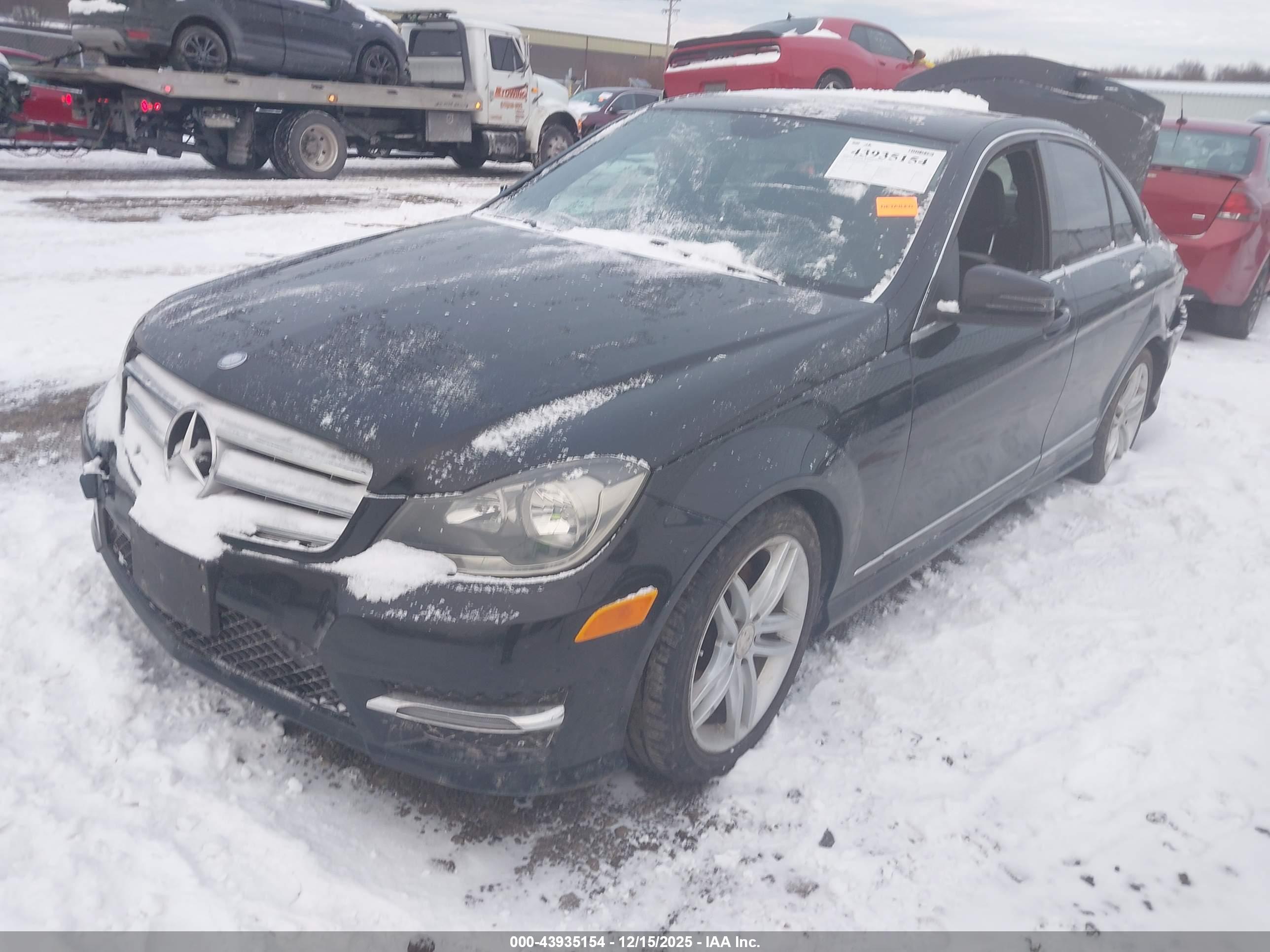 MERCEDES-BENZ C image 2