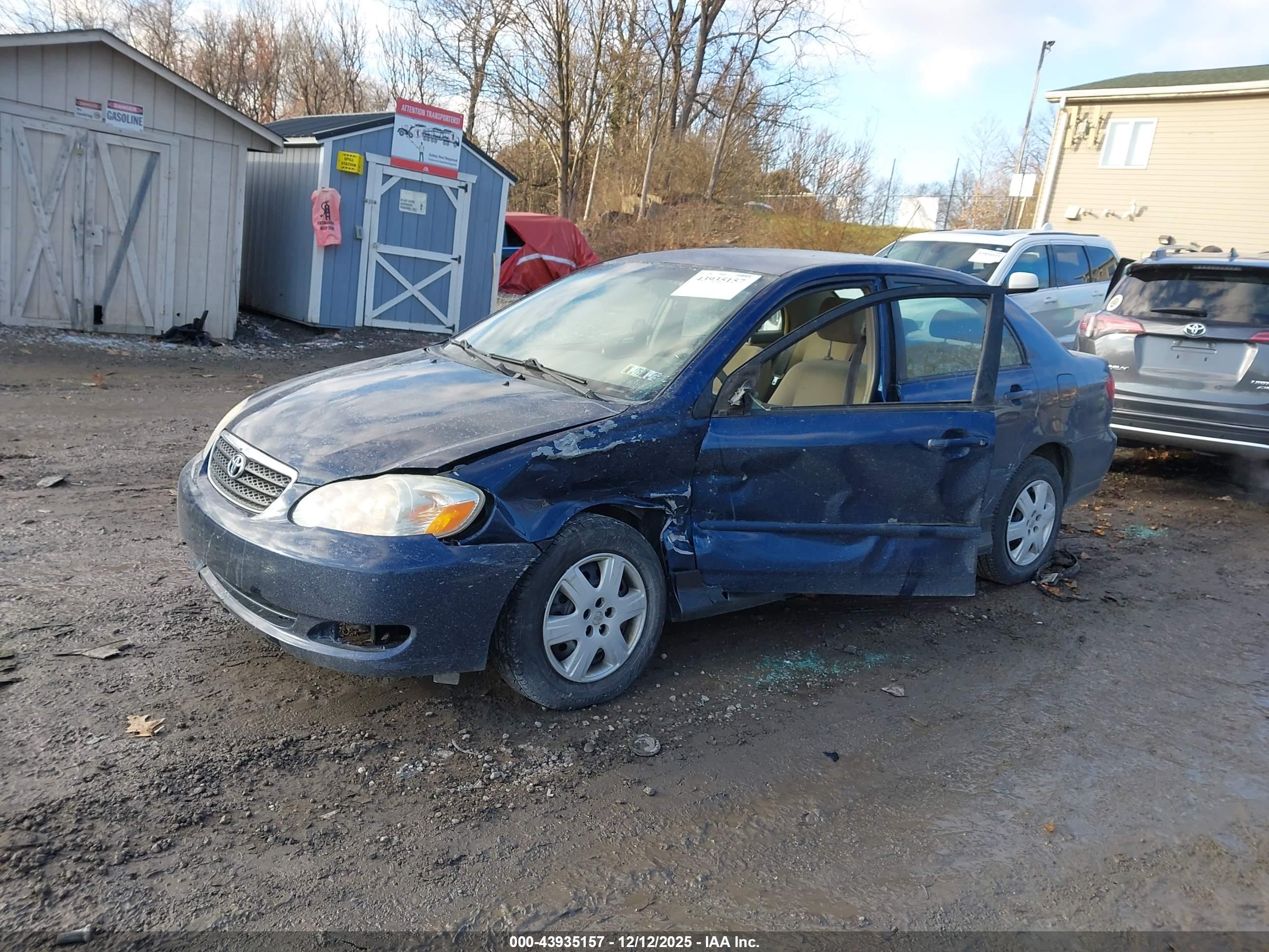 TOYOTA COROLLA image 2