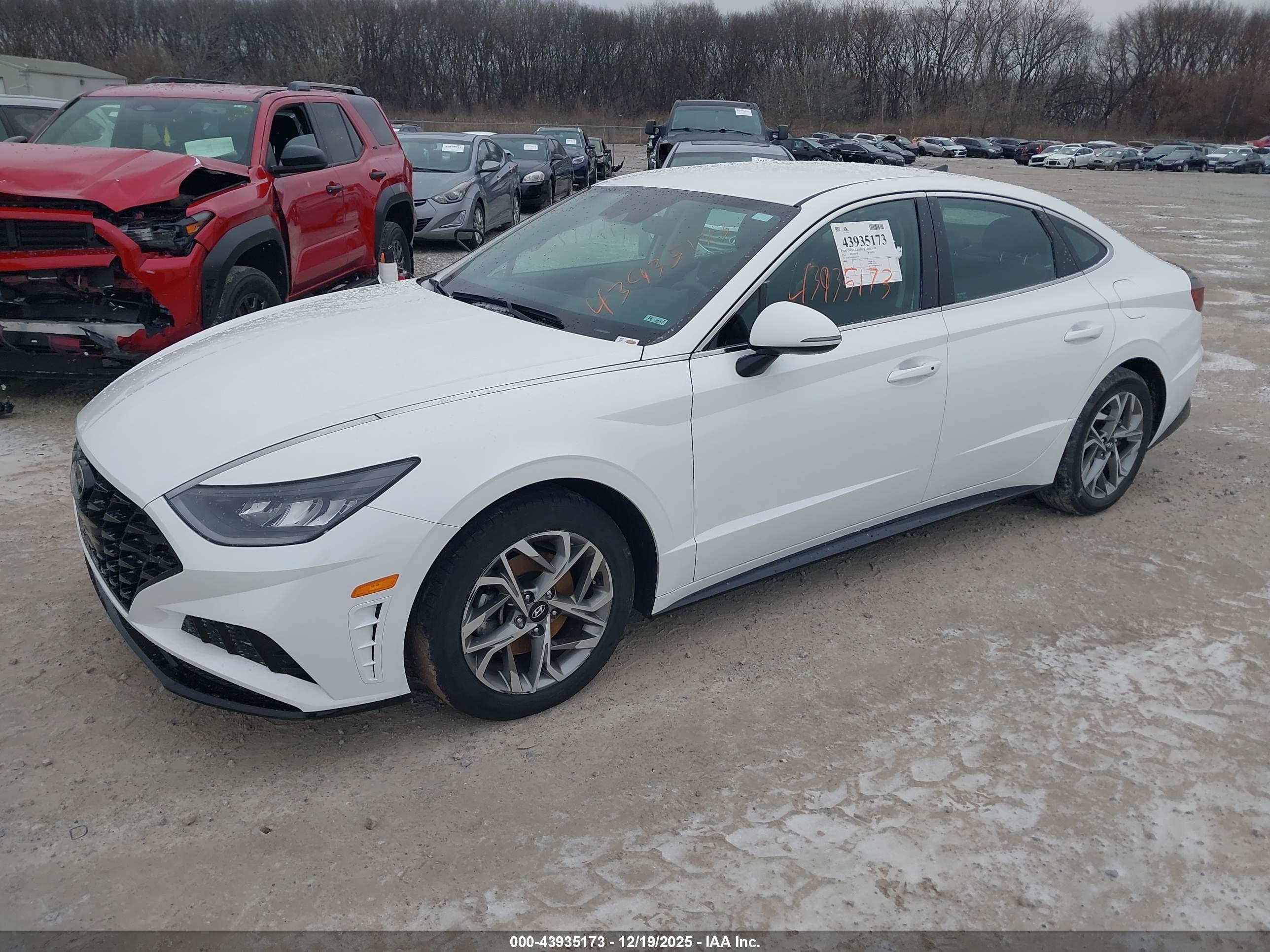 HYUNDAI SONATA image 2