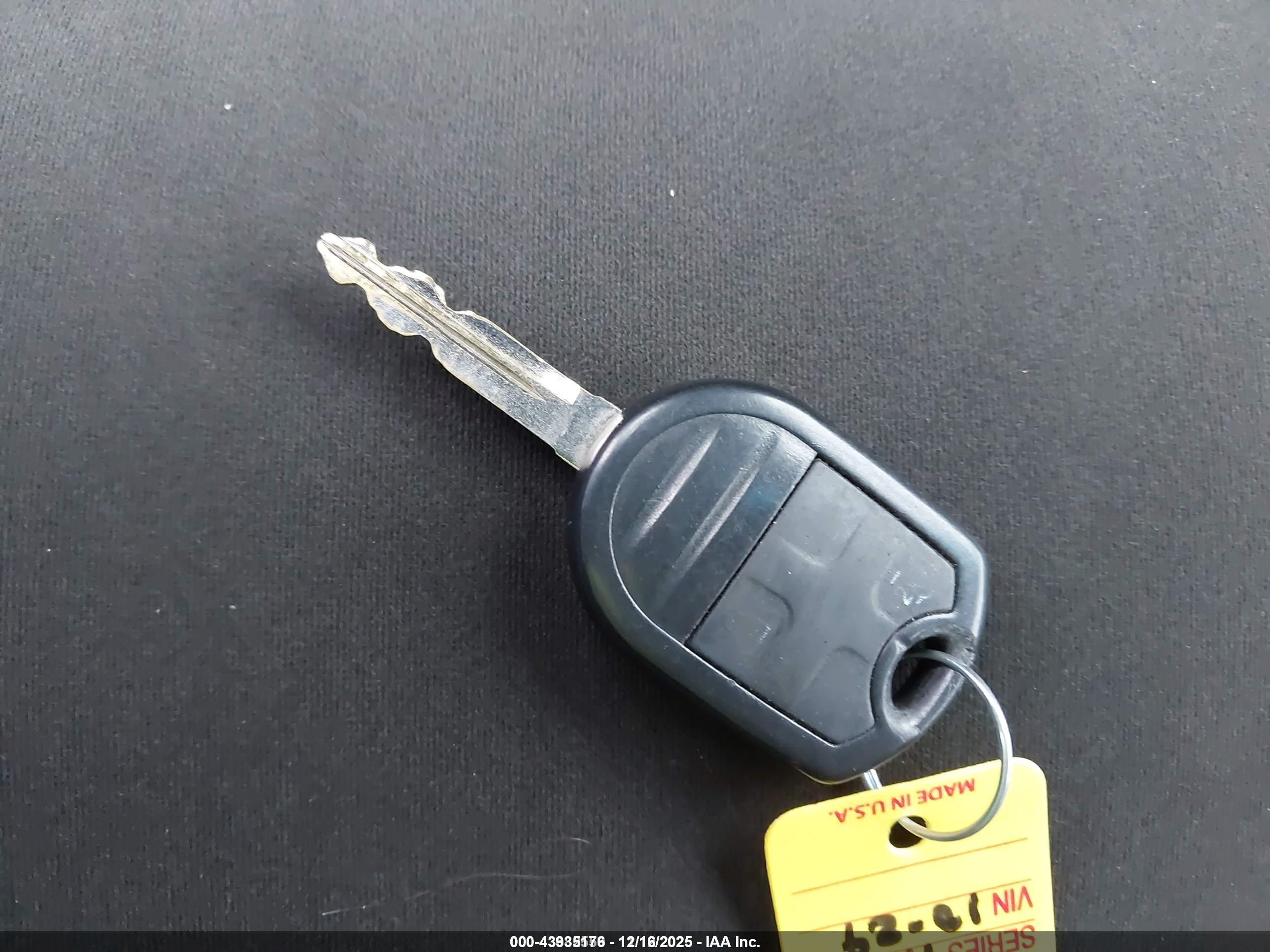 FORD FUSION image 11