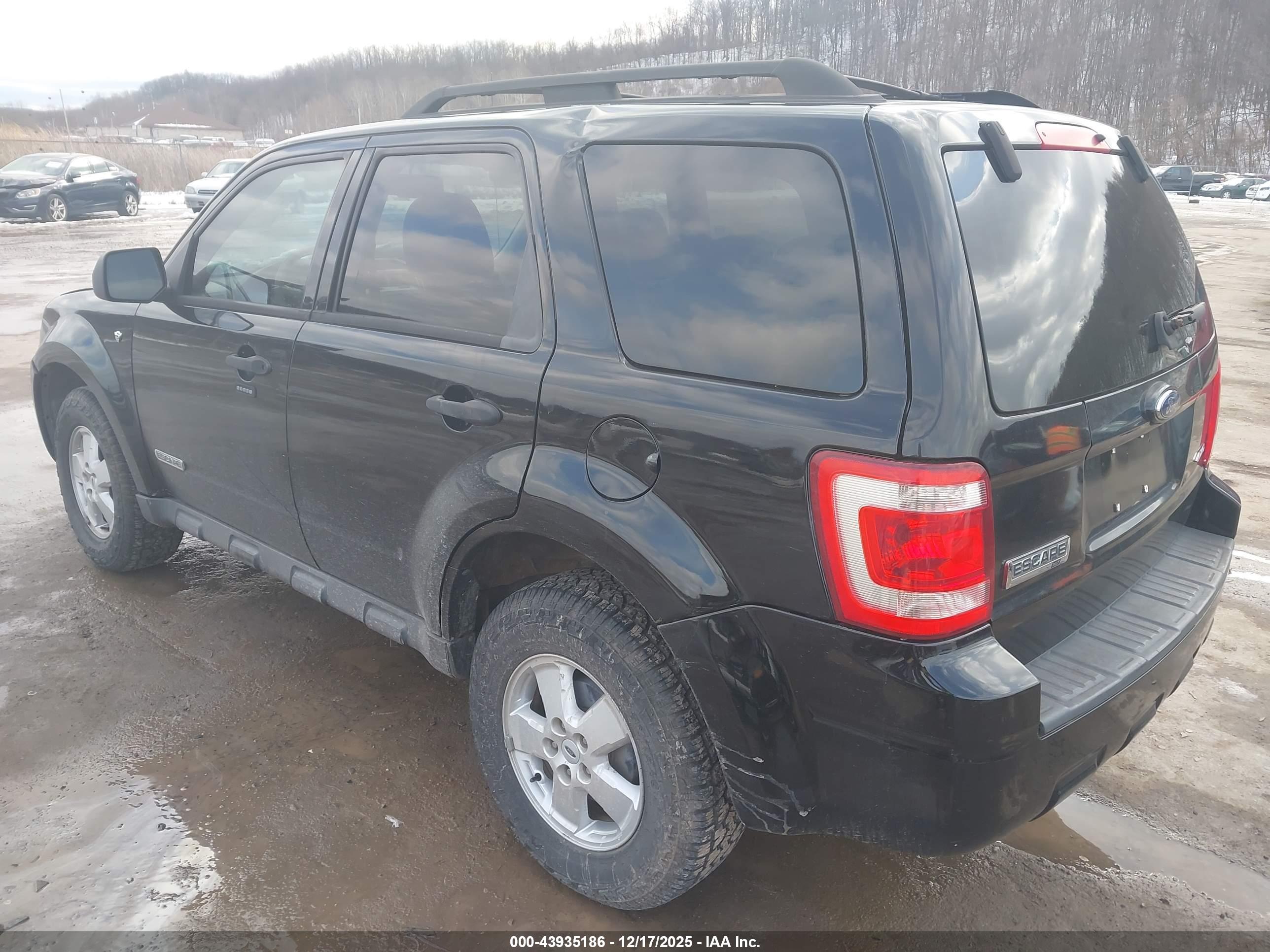 FORD ESCAPE image 3