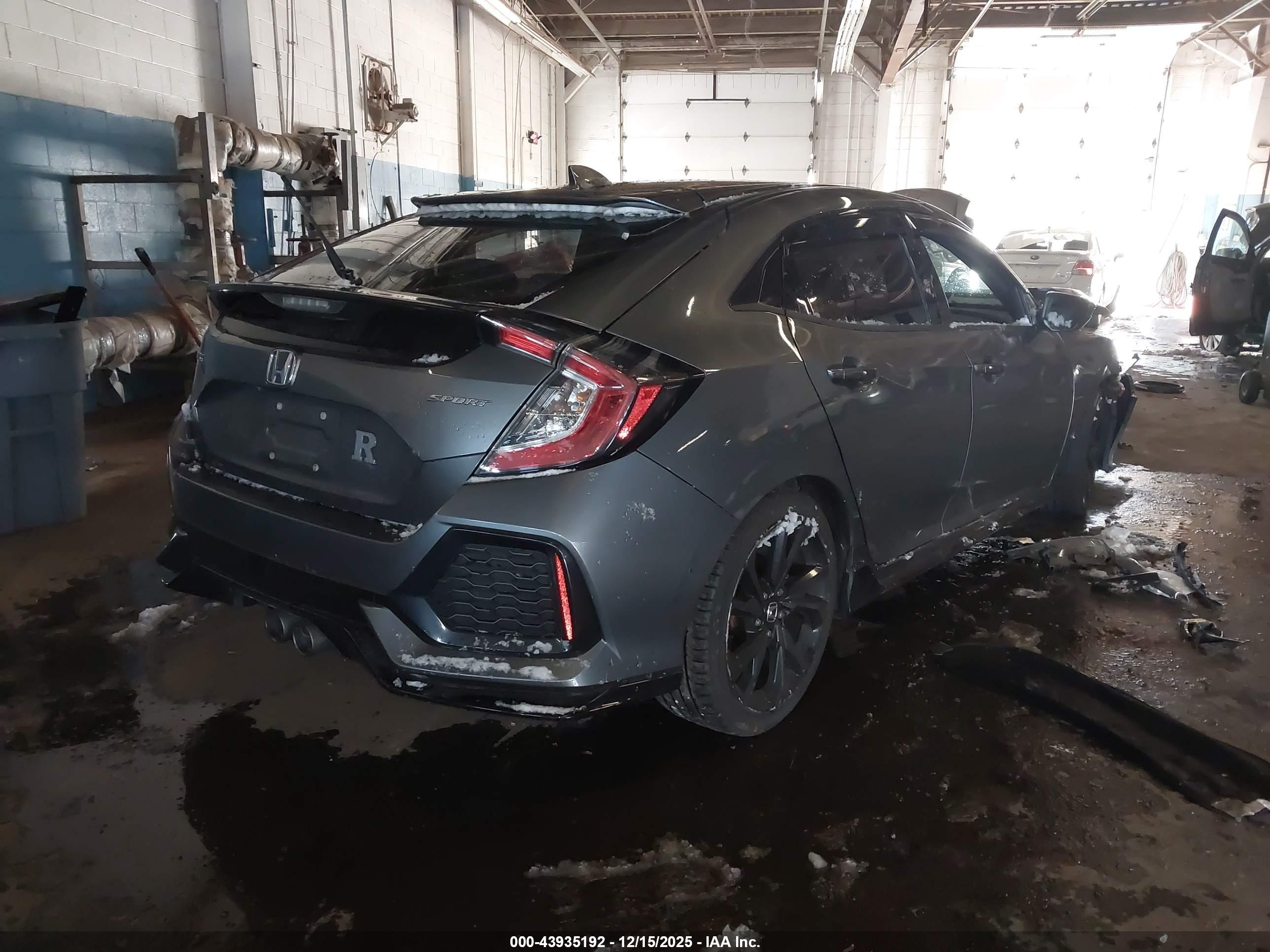 HONDA CIVIC image 4