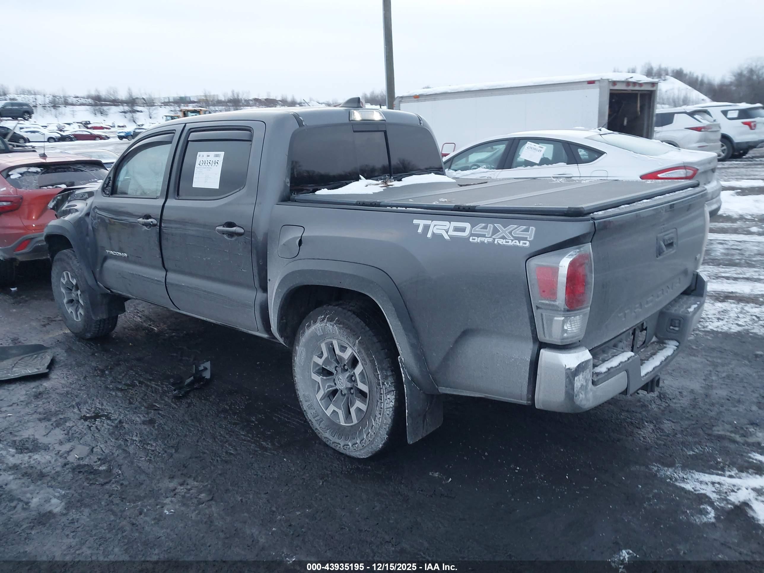 TOYOTA TACOMA image 3