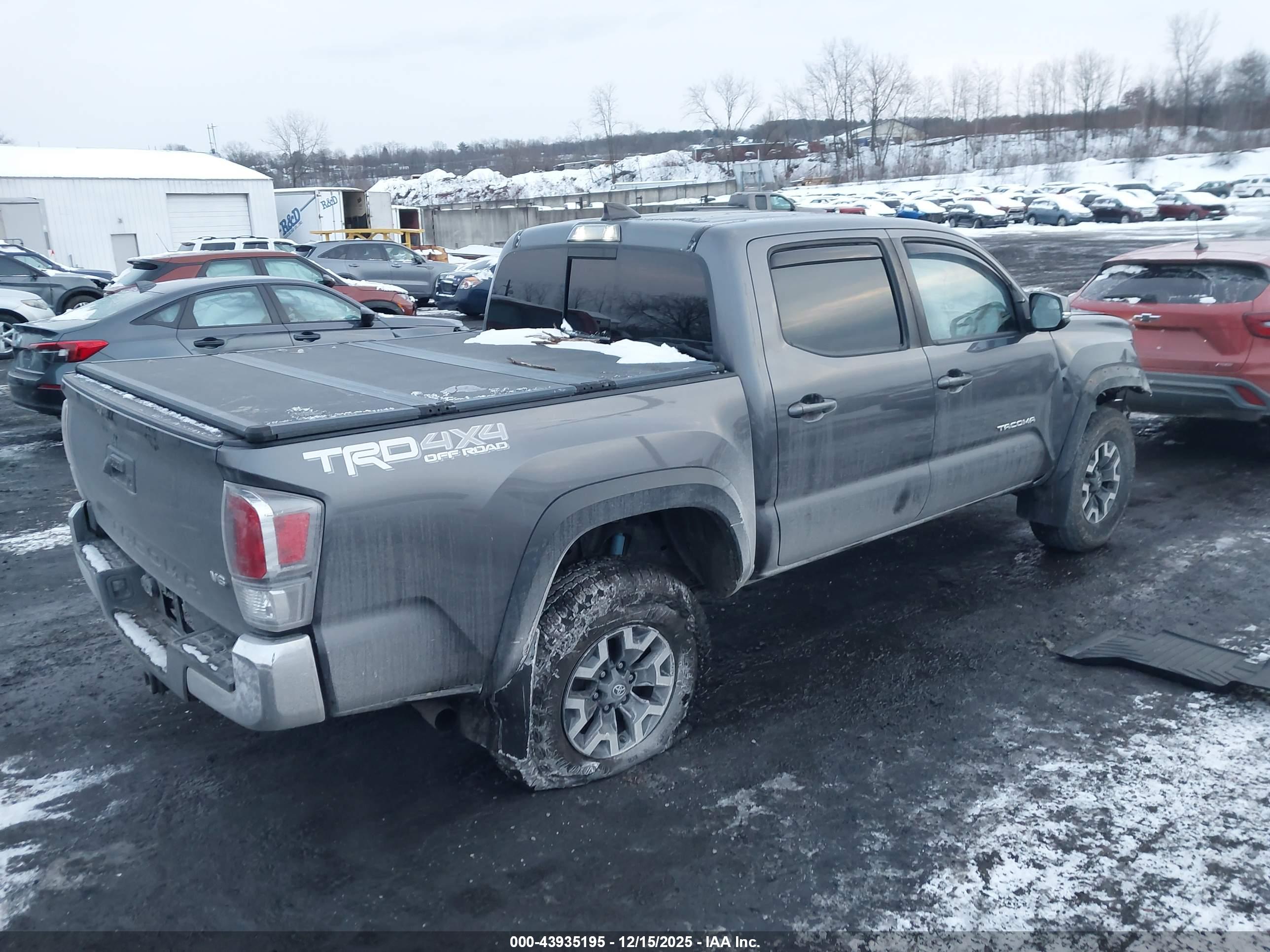 TOYOTA TACOMA image 4