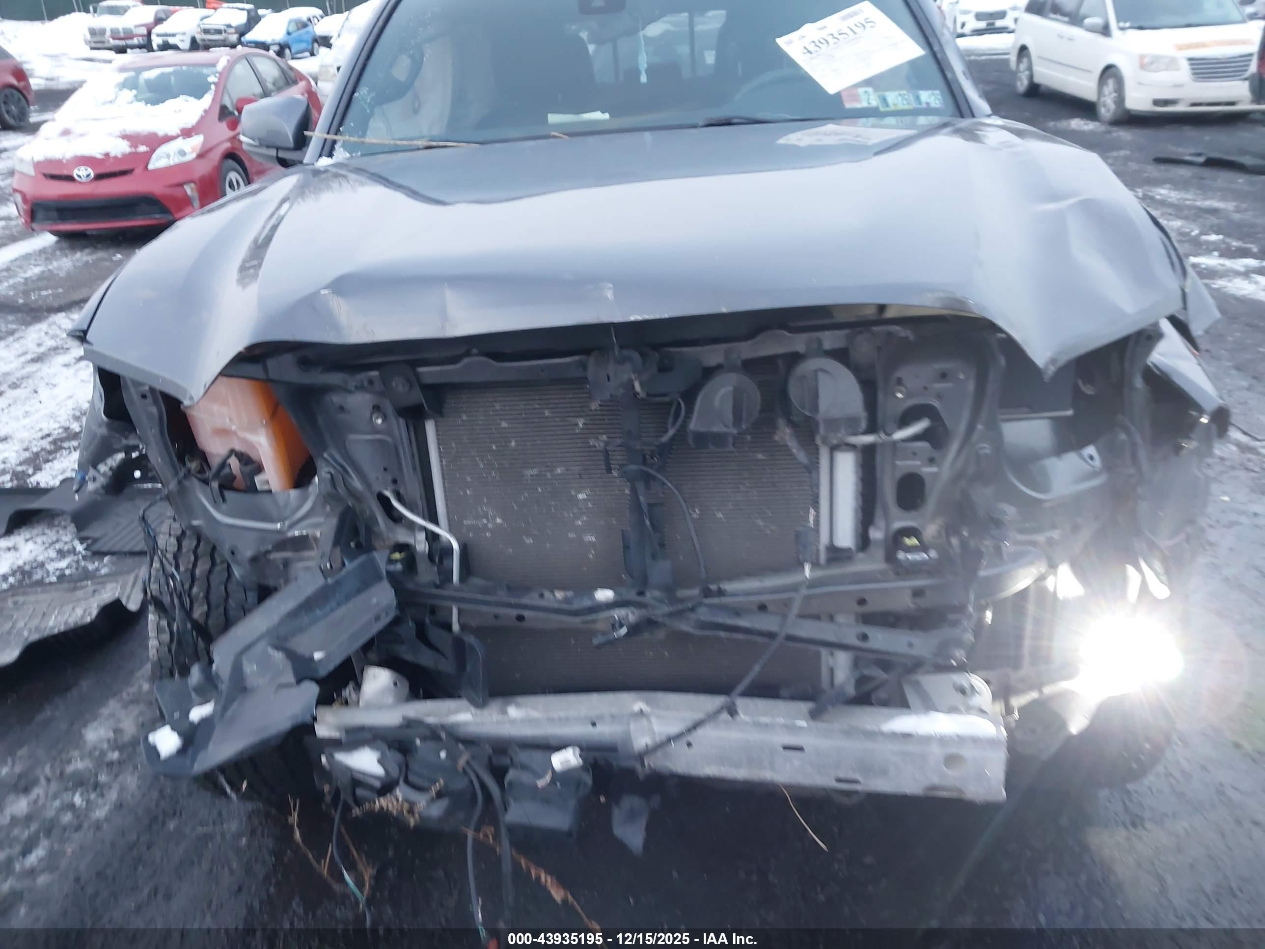 TOYOTA TACOMA image 6