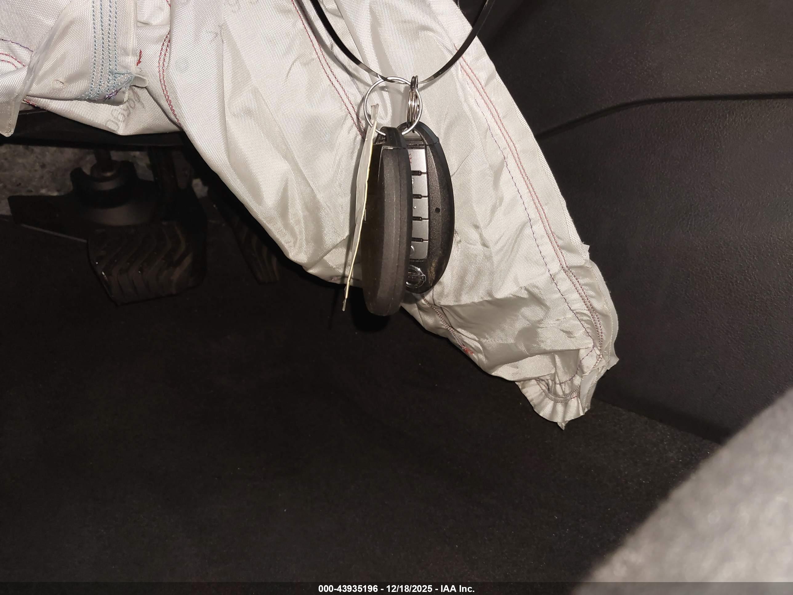 NISSAN ALTIMA image 11