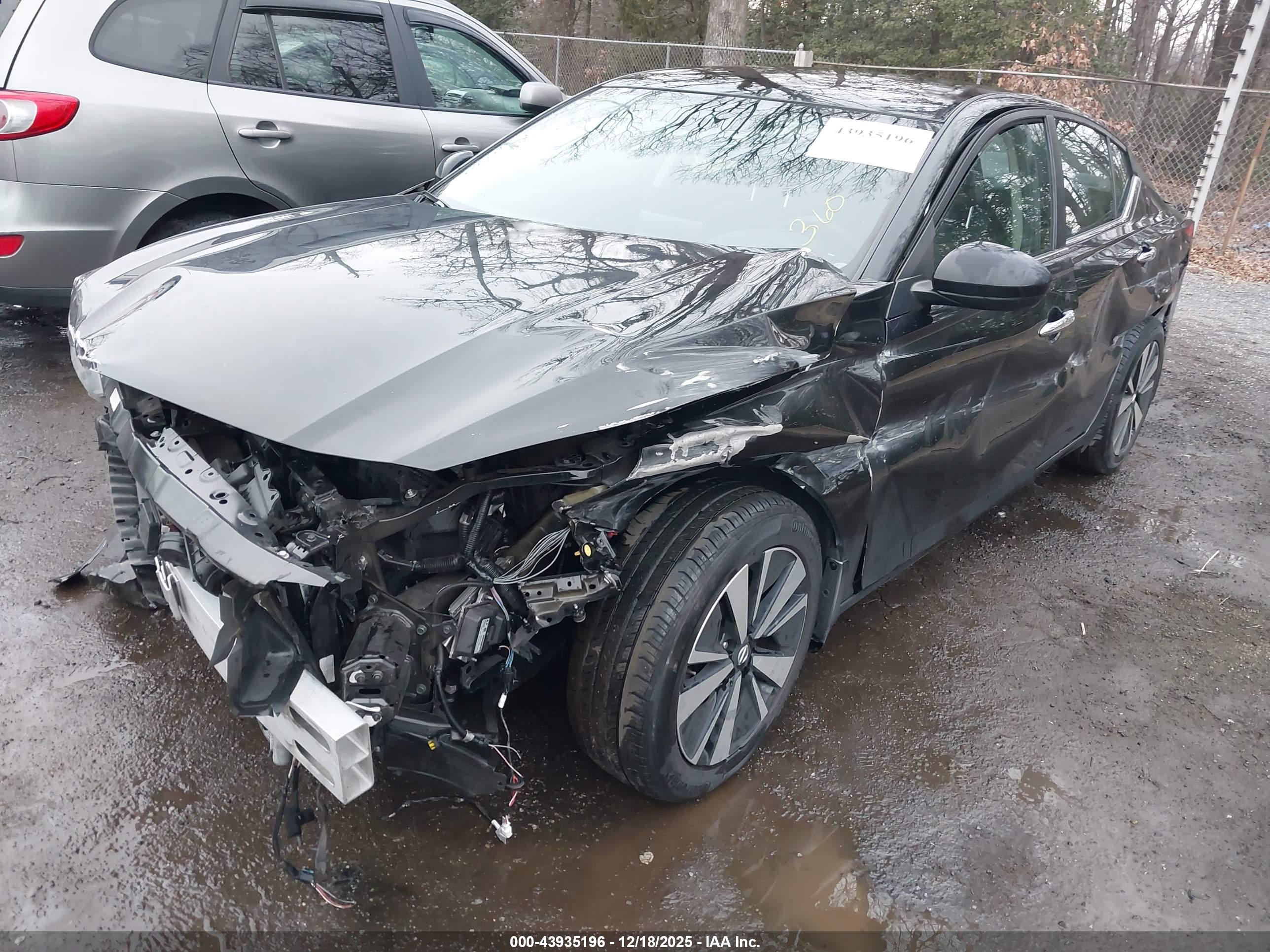 NISSAN ALTIMA image 2
