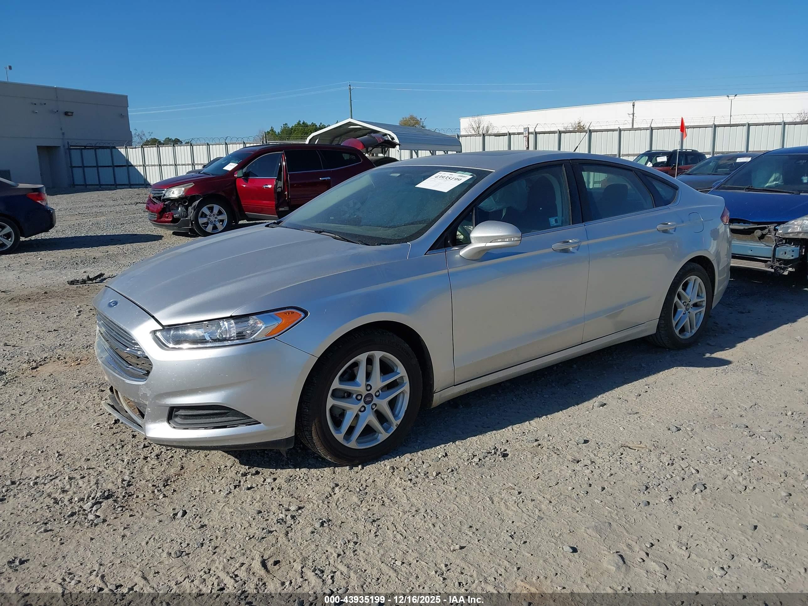 FORD FUSION image 2