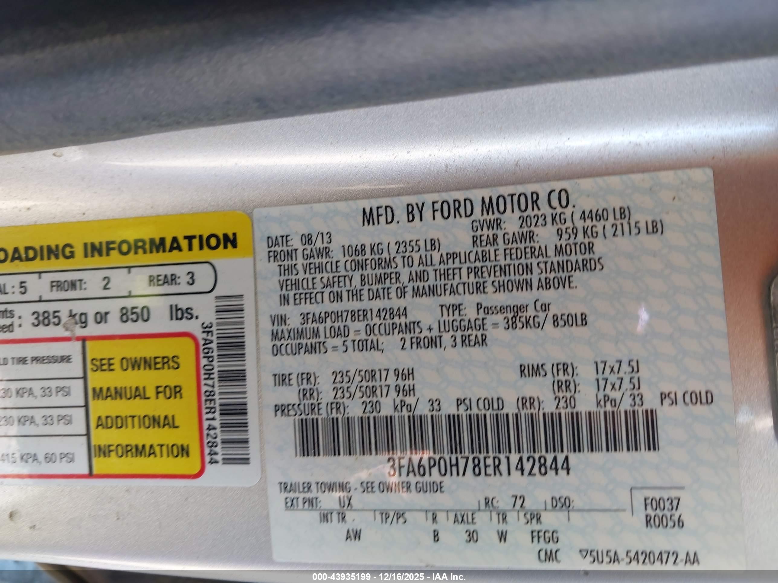 FORD FUSION image 9