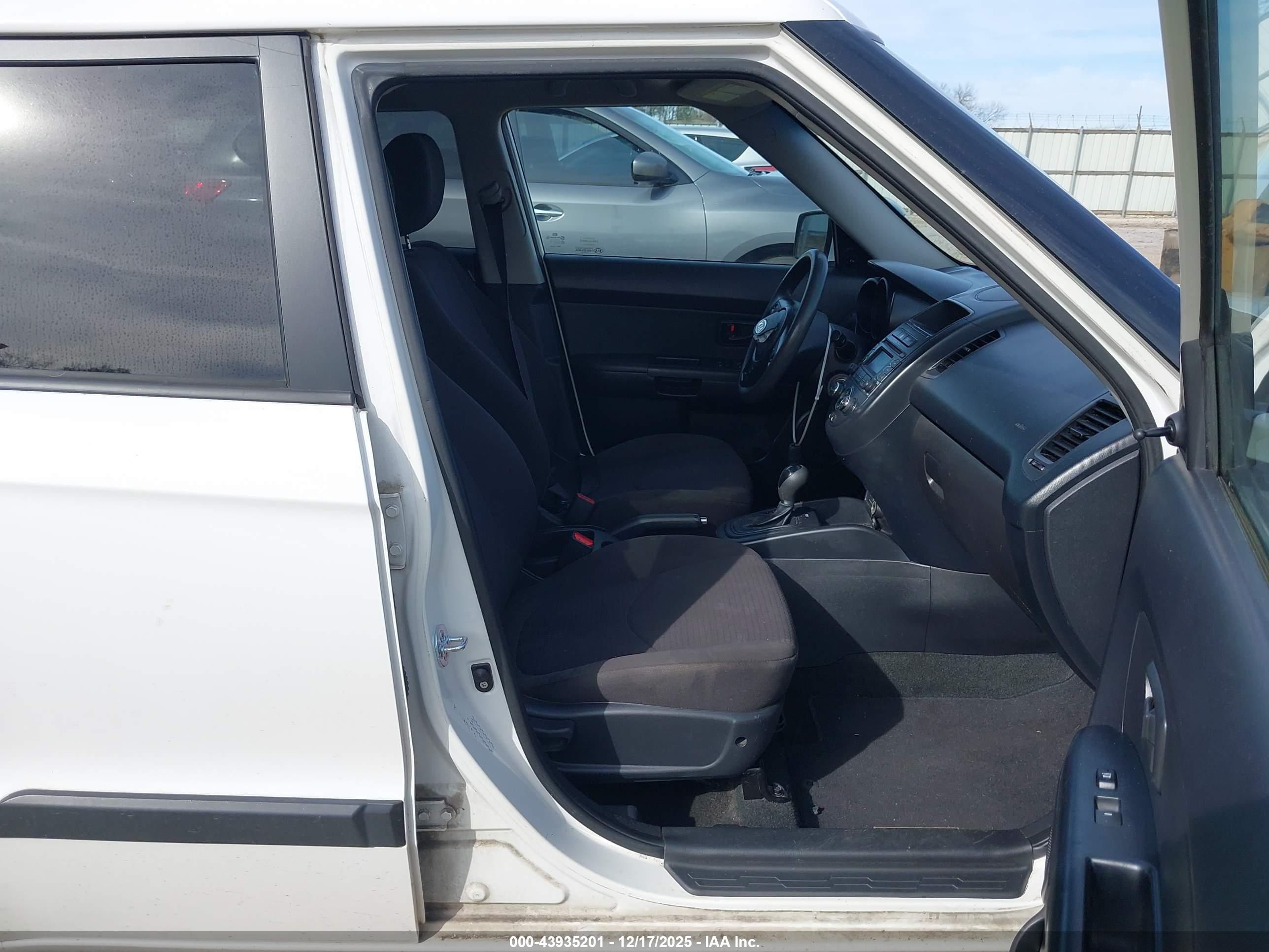 KIA SOUL image 5