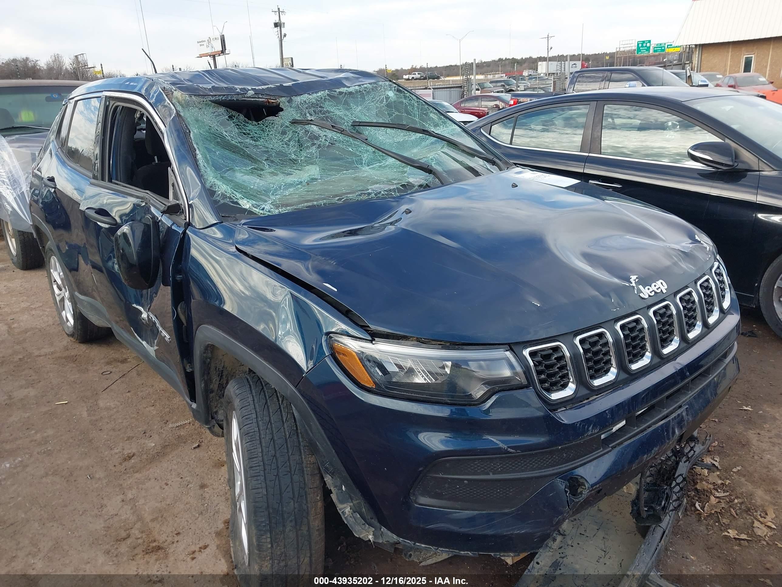 JEEP COMPASS image 6