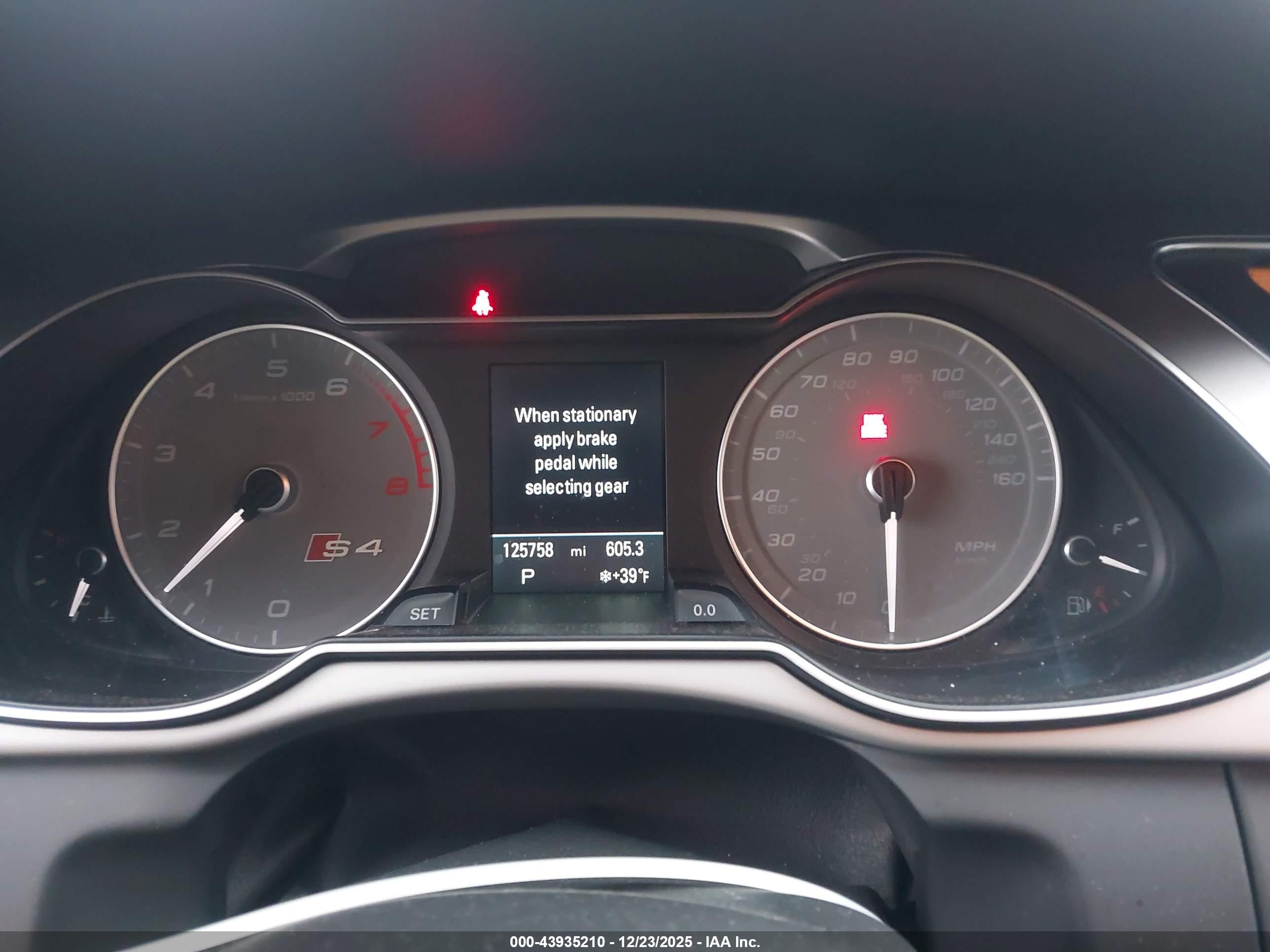 AUDI S4 image 7