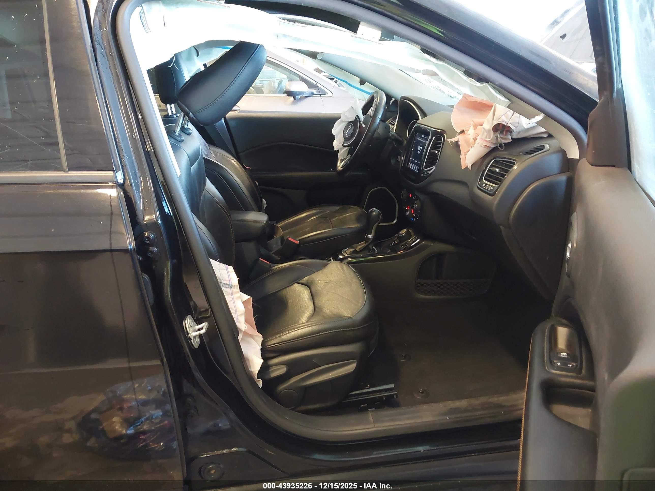 JEEP COMPASS image 5