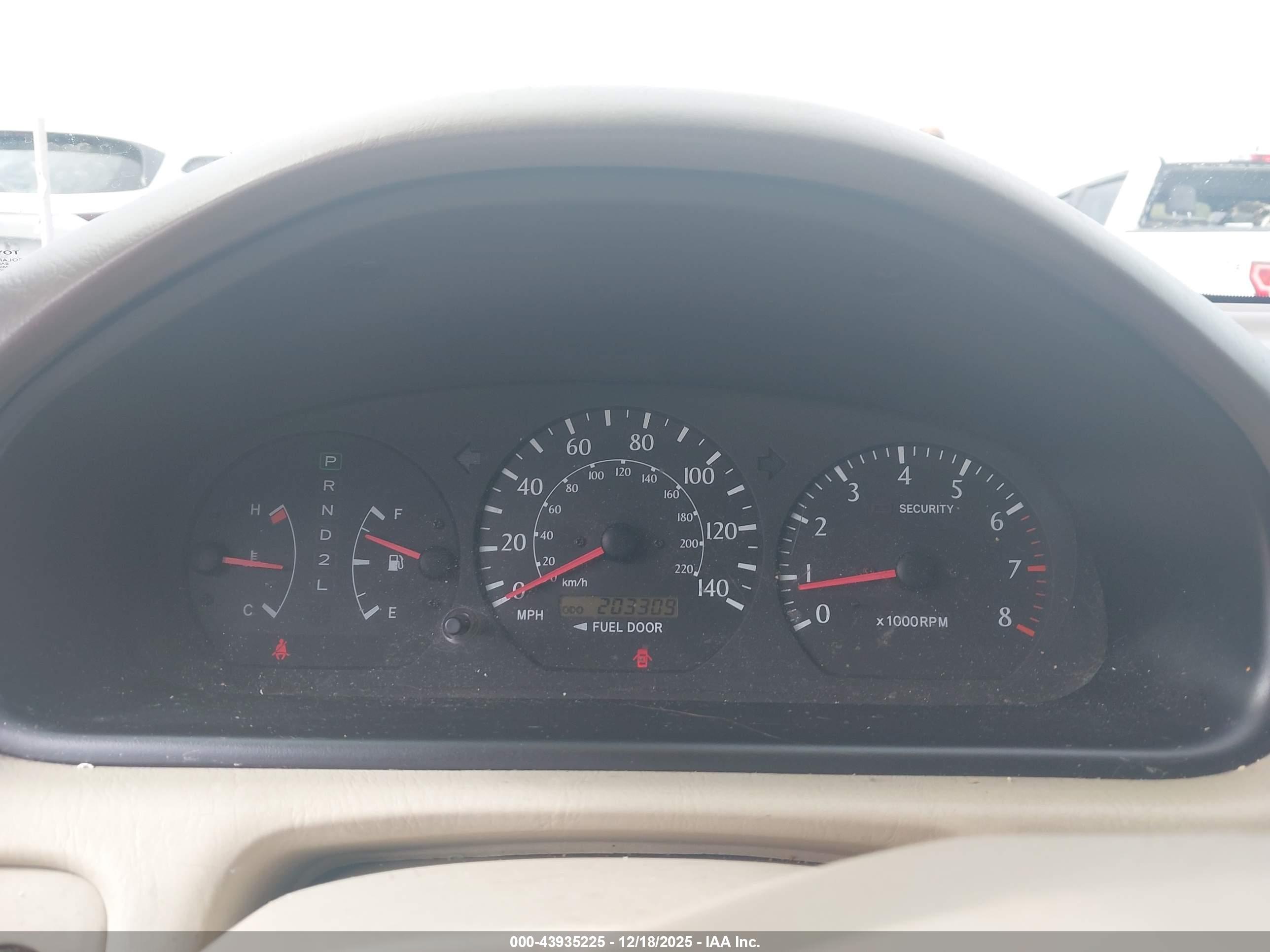 TOYOTA CAMRY image 7