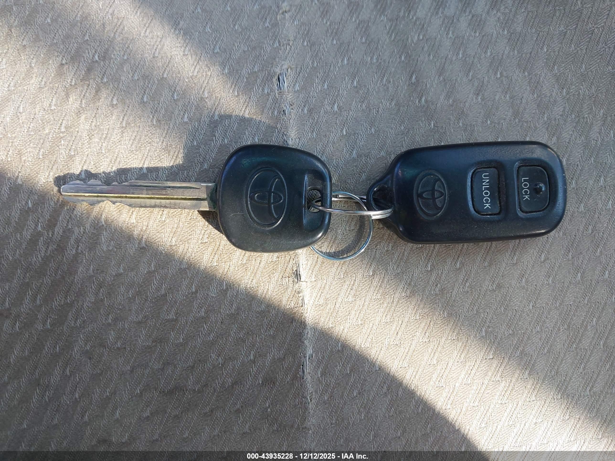 TOYOTA HIGHLANDER image 11