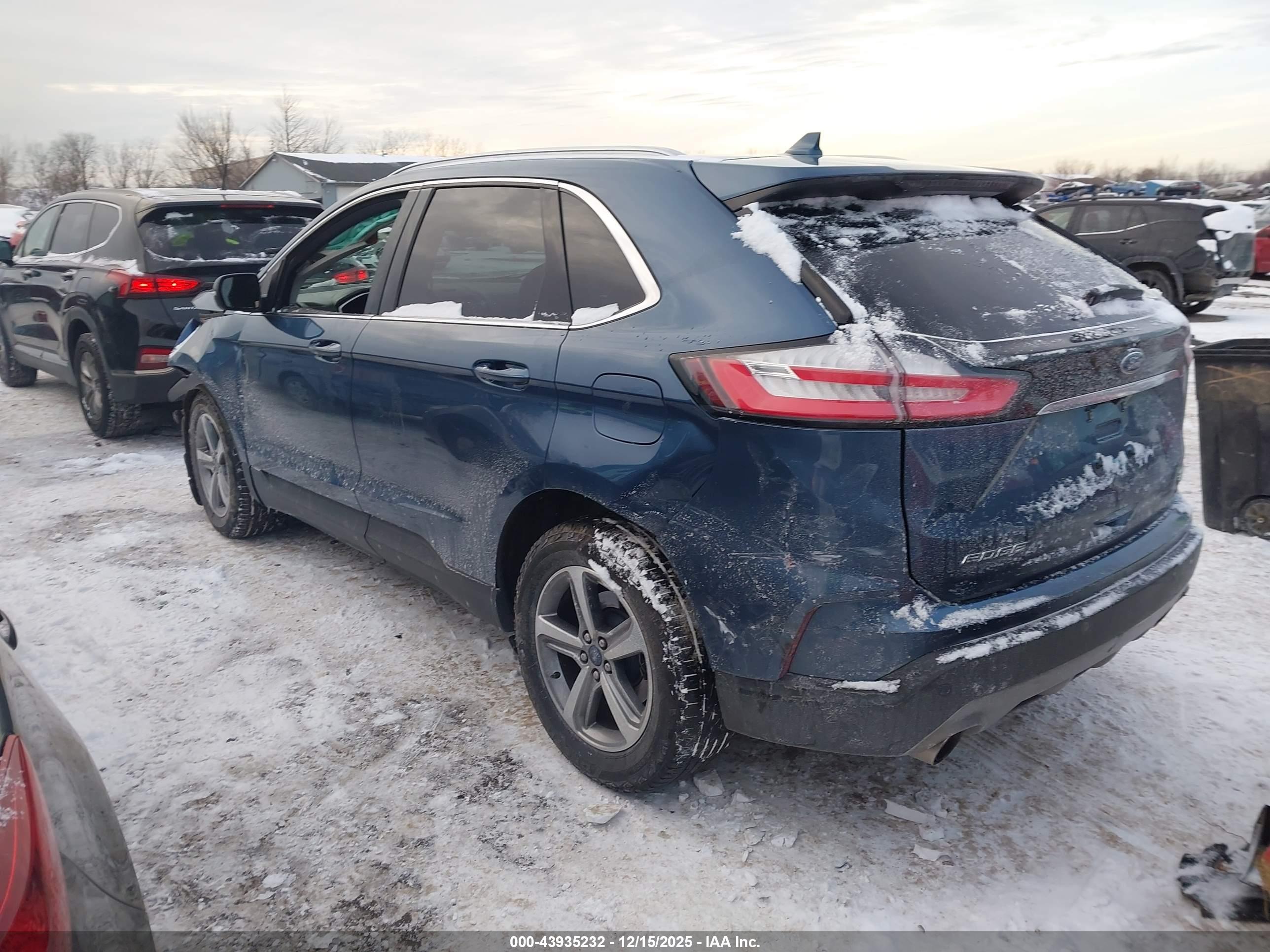 FORD EDGE image 3