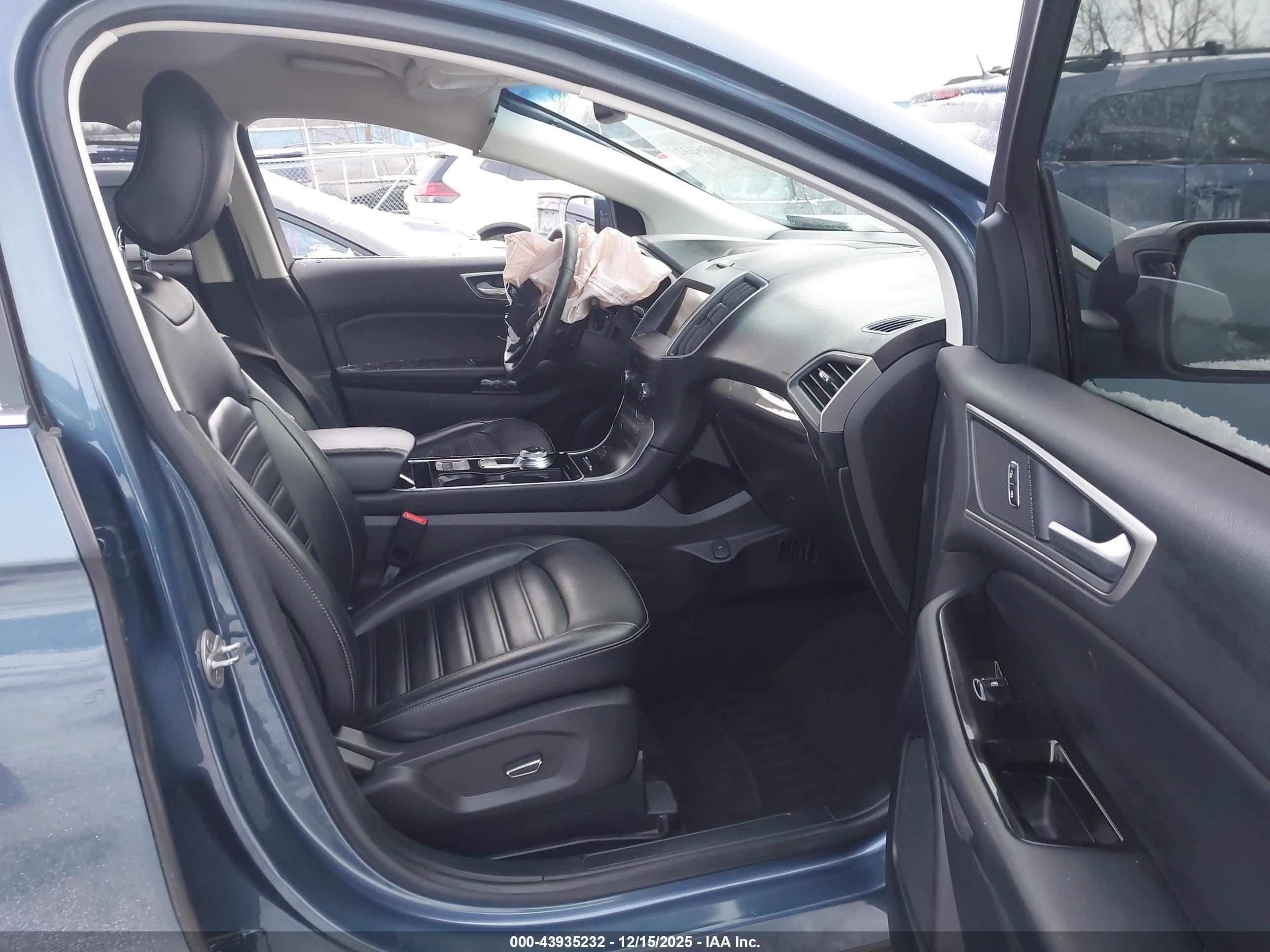 FORD EDGE image 5