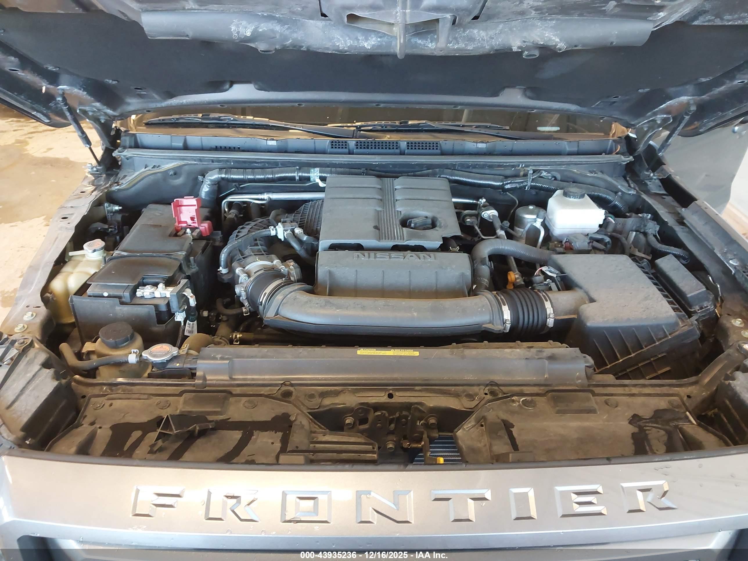 NISSAN FRONTIER image 10