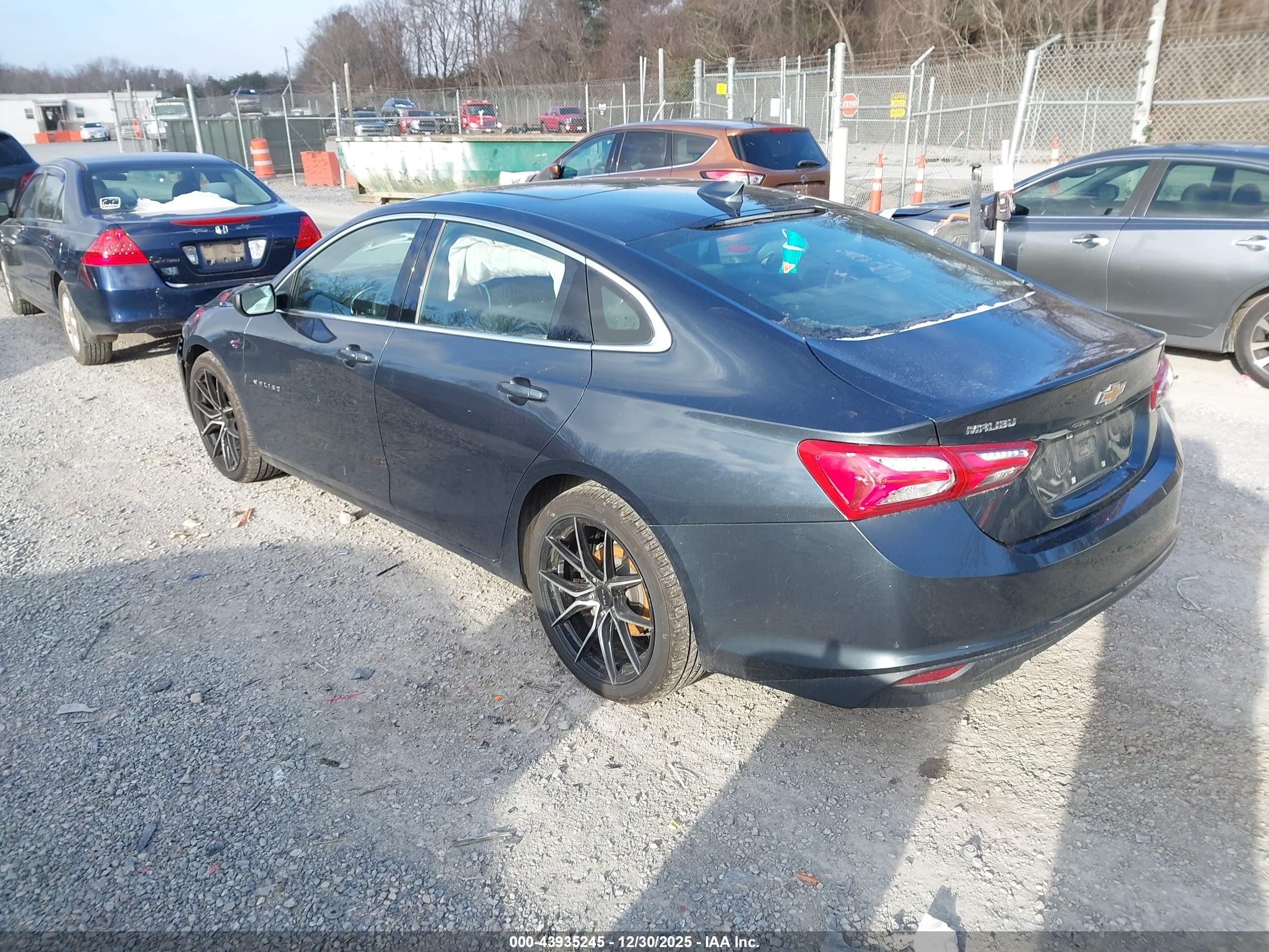 CHEVROLET MALIBU image 3