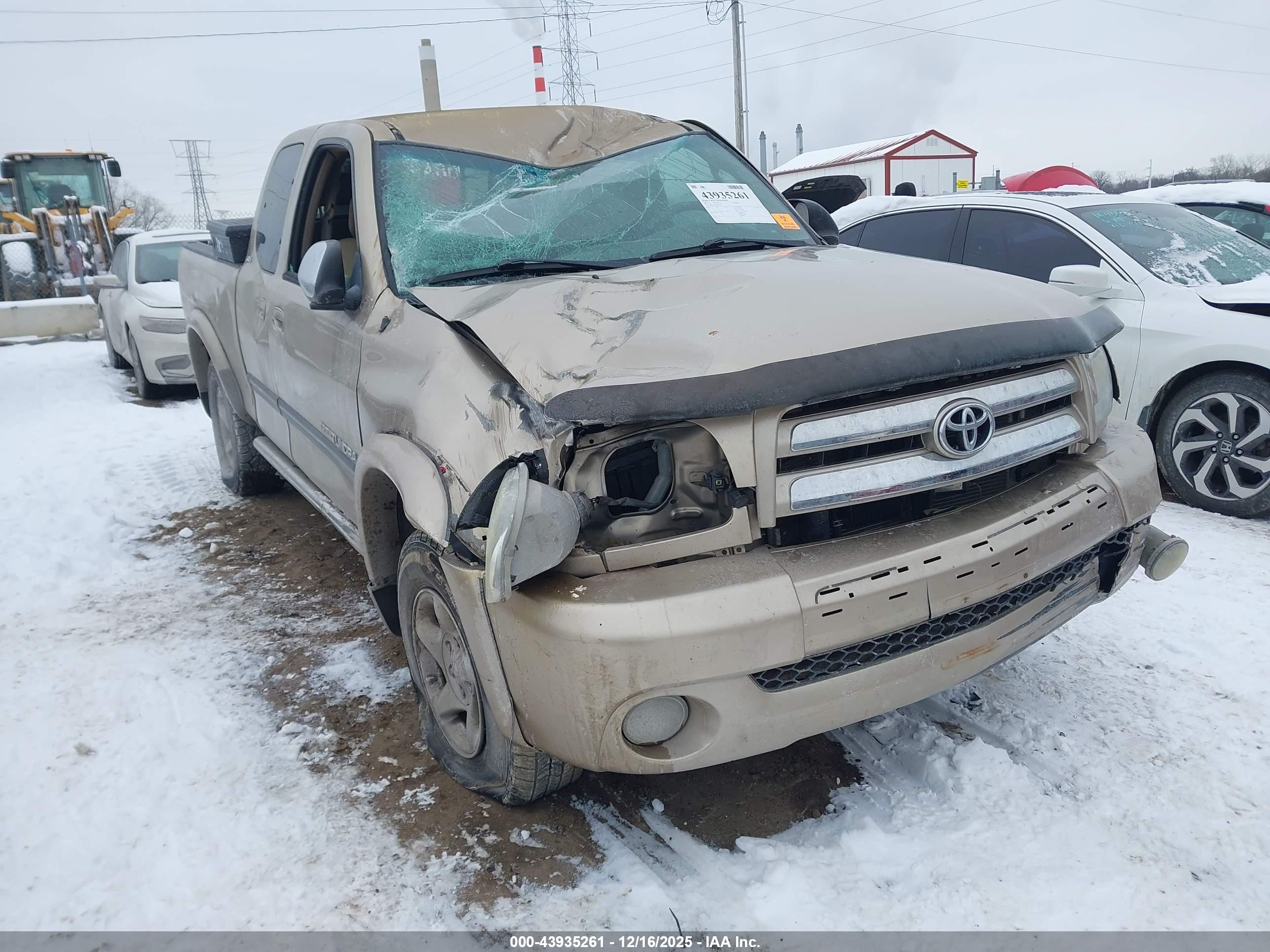 TOYOTA TUNDRA image 6
