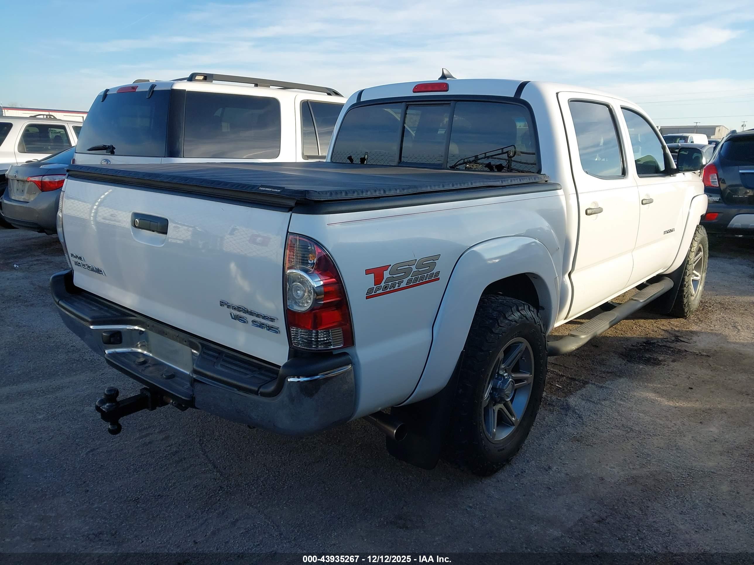 TOYOTA TACOMA image 4