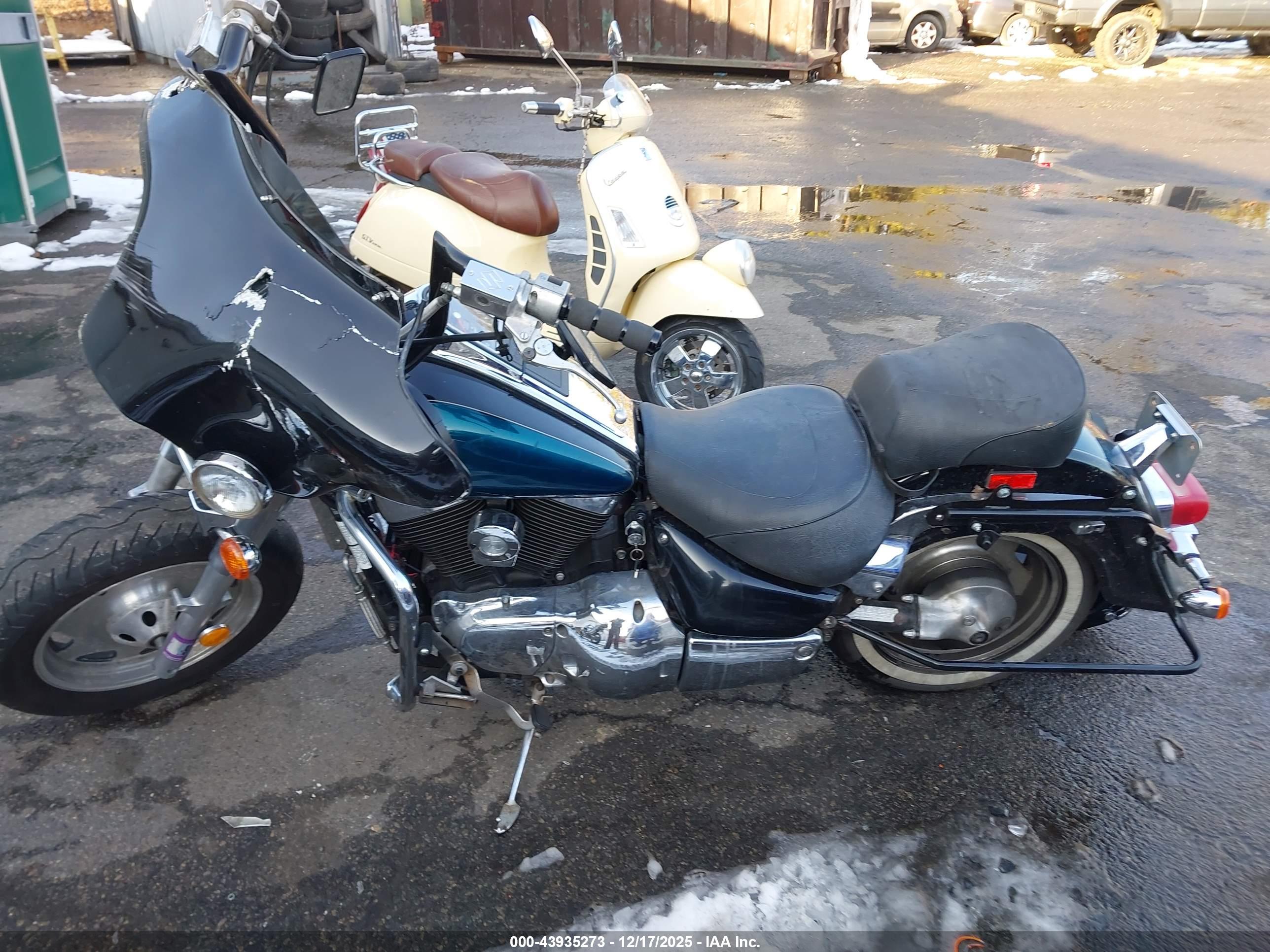 SUZUKI VL1500 image 9