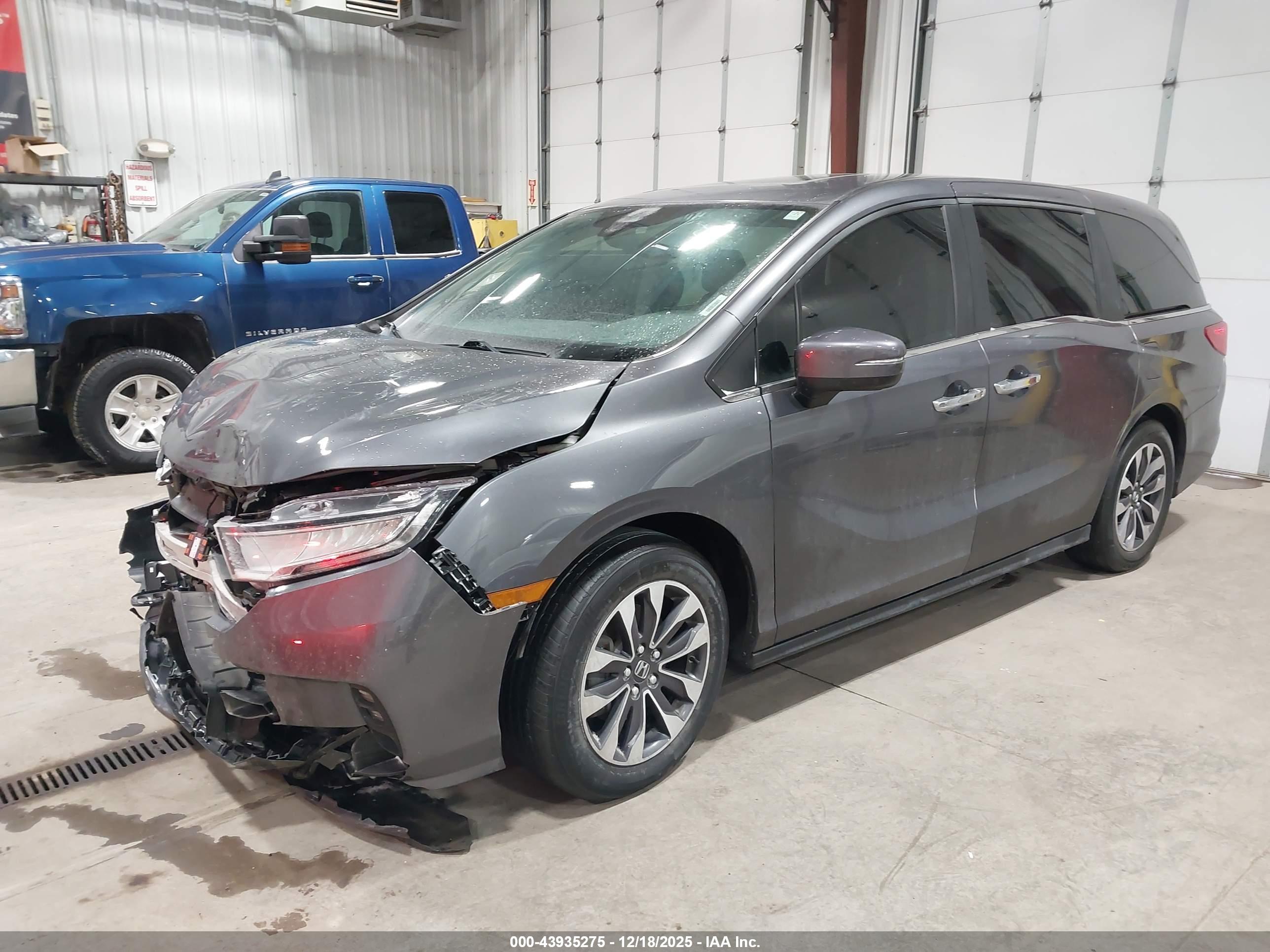HONDA ODYSSEY image 2