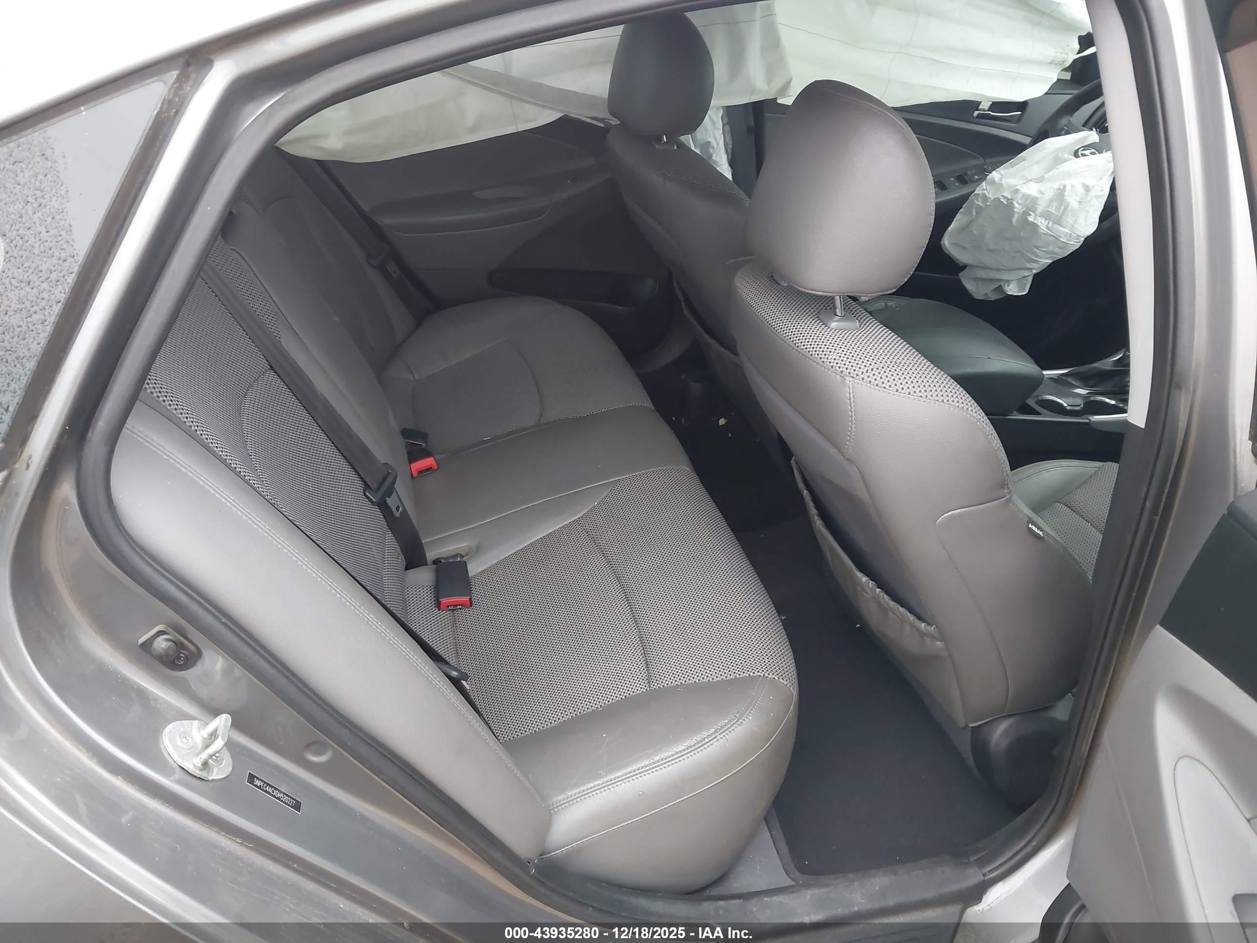 HYUNDAI SONATA image 8